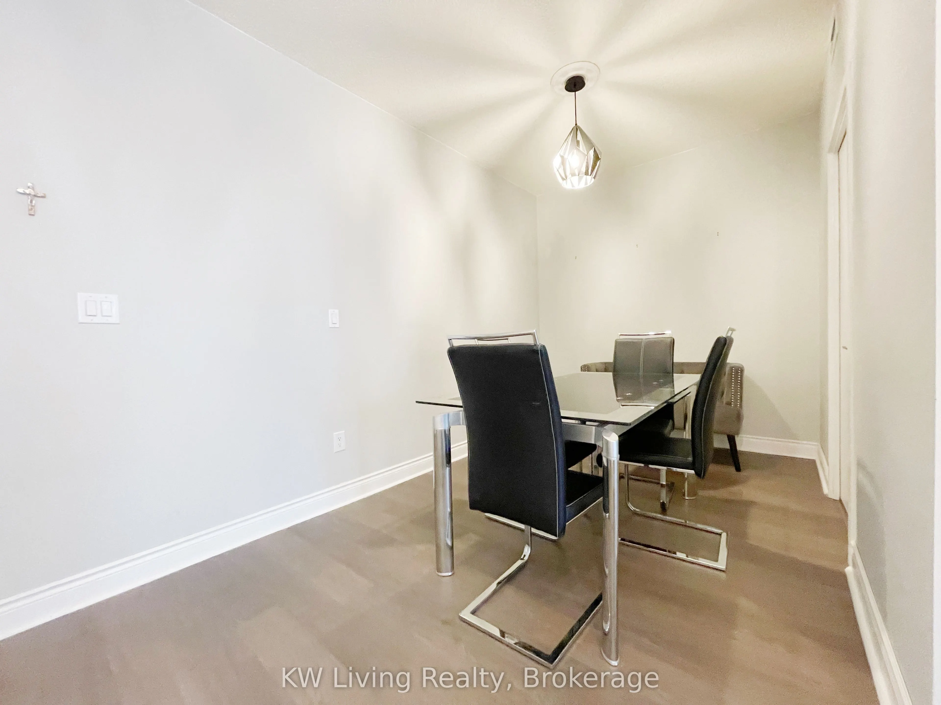 151 Dan Leckie Way, #205