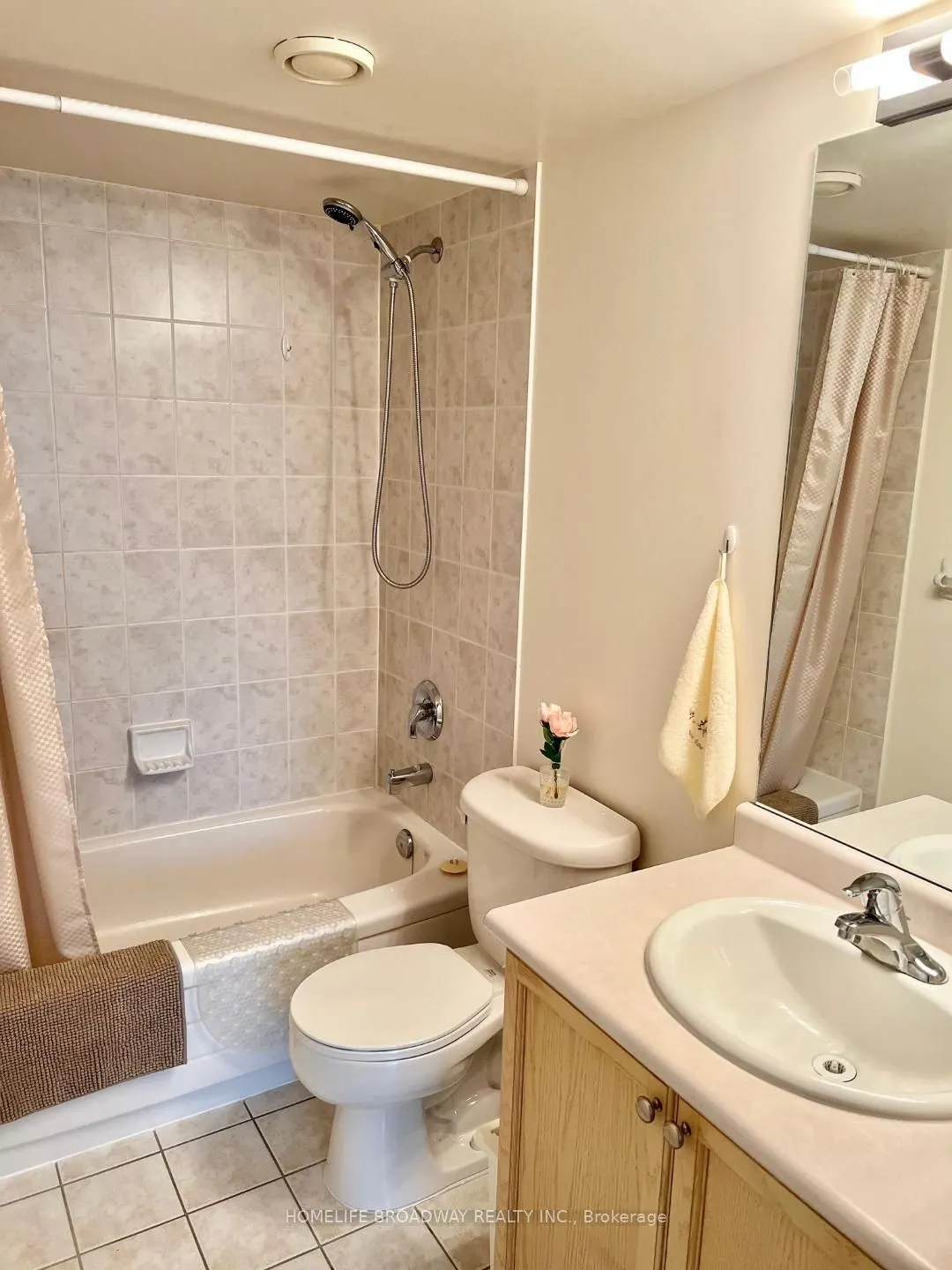 18 Parkview Avenue, #1907