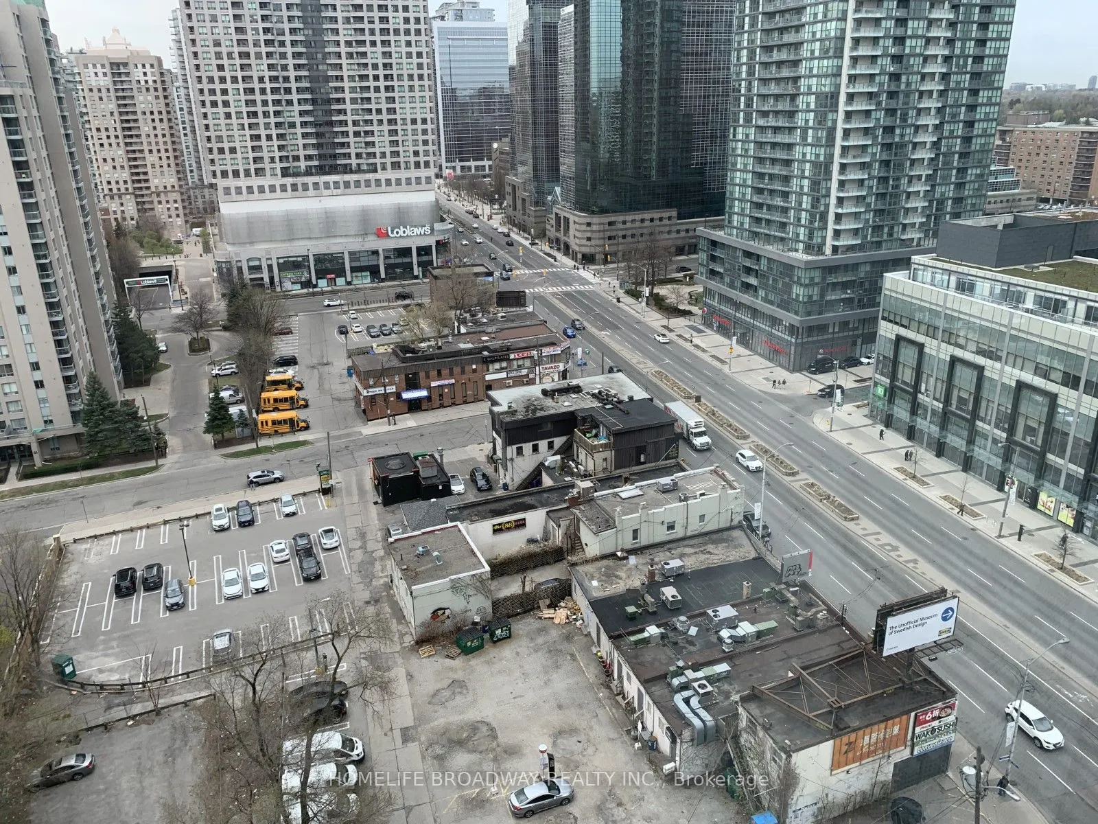 18 Parkview Avenue, #1907
