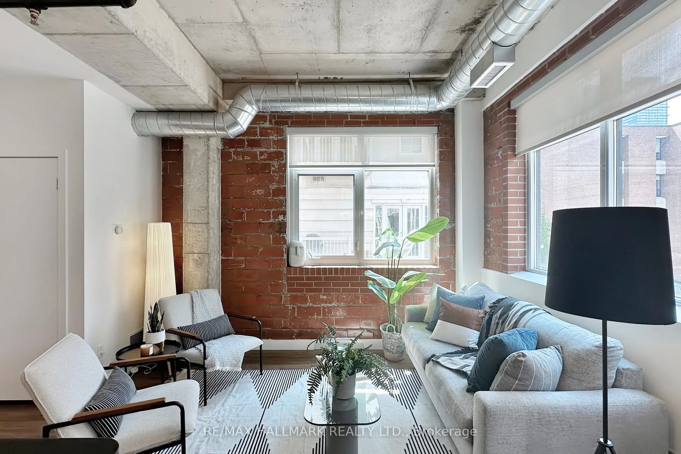 10 Wellesley Place, #206