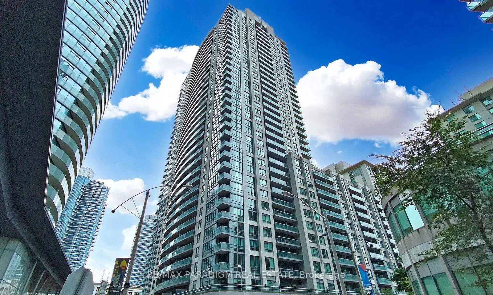 19 Grand Trunk Crescent, #2601