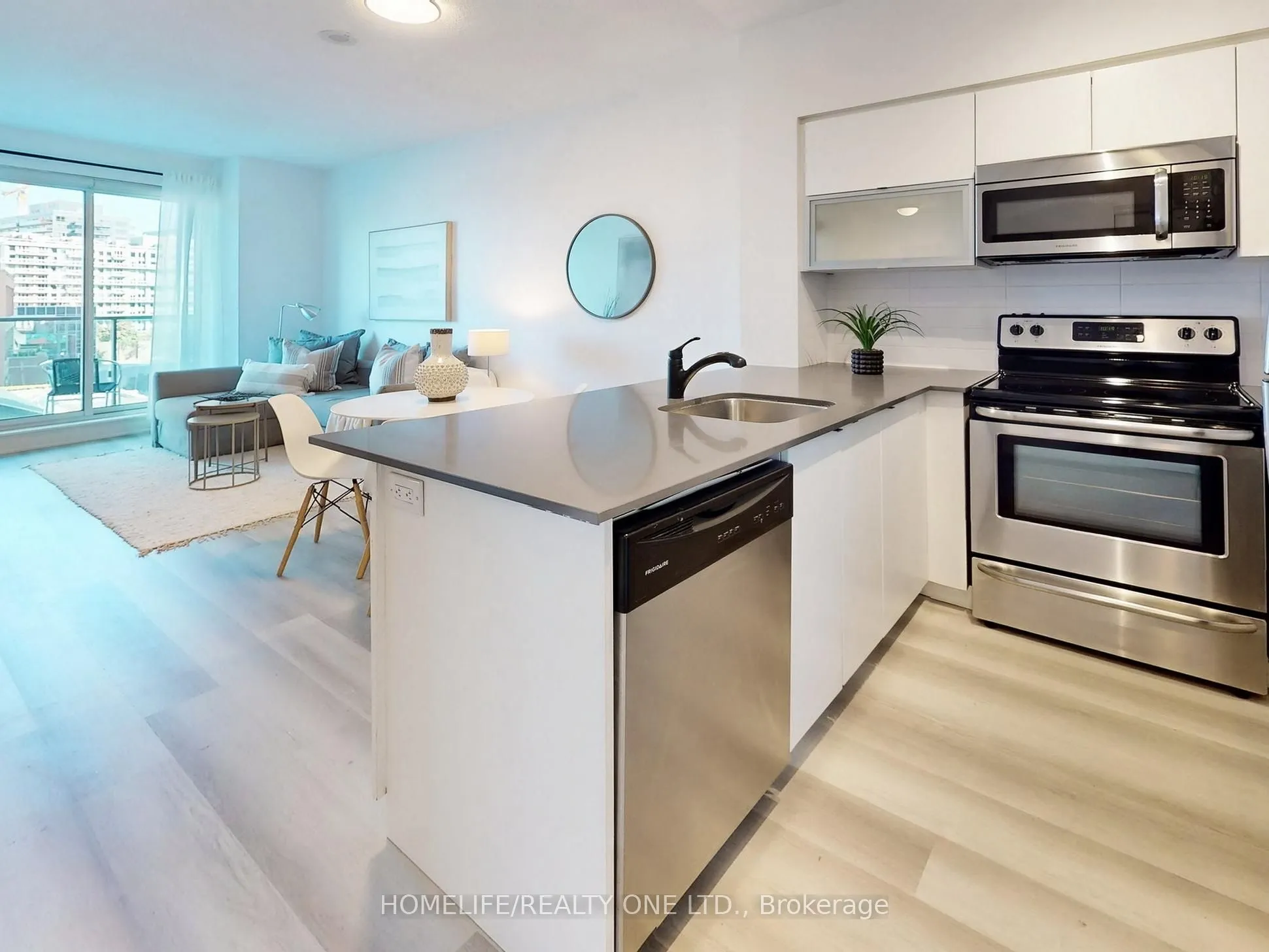 150 East Liberty Street, #515