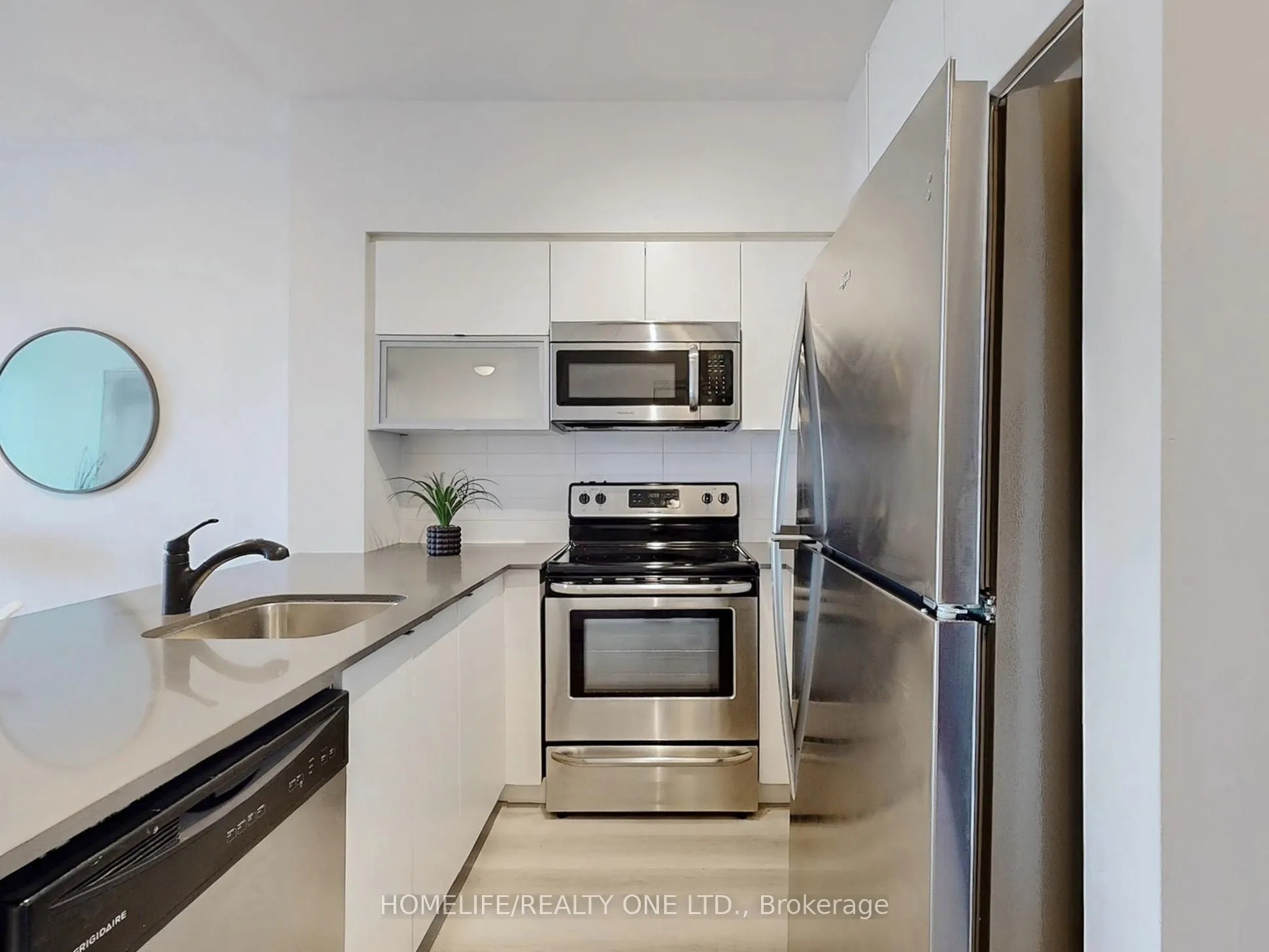 150 East Liberty Street, #515