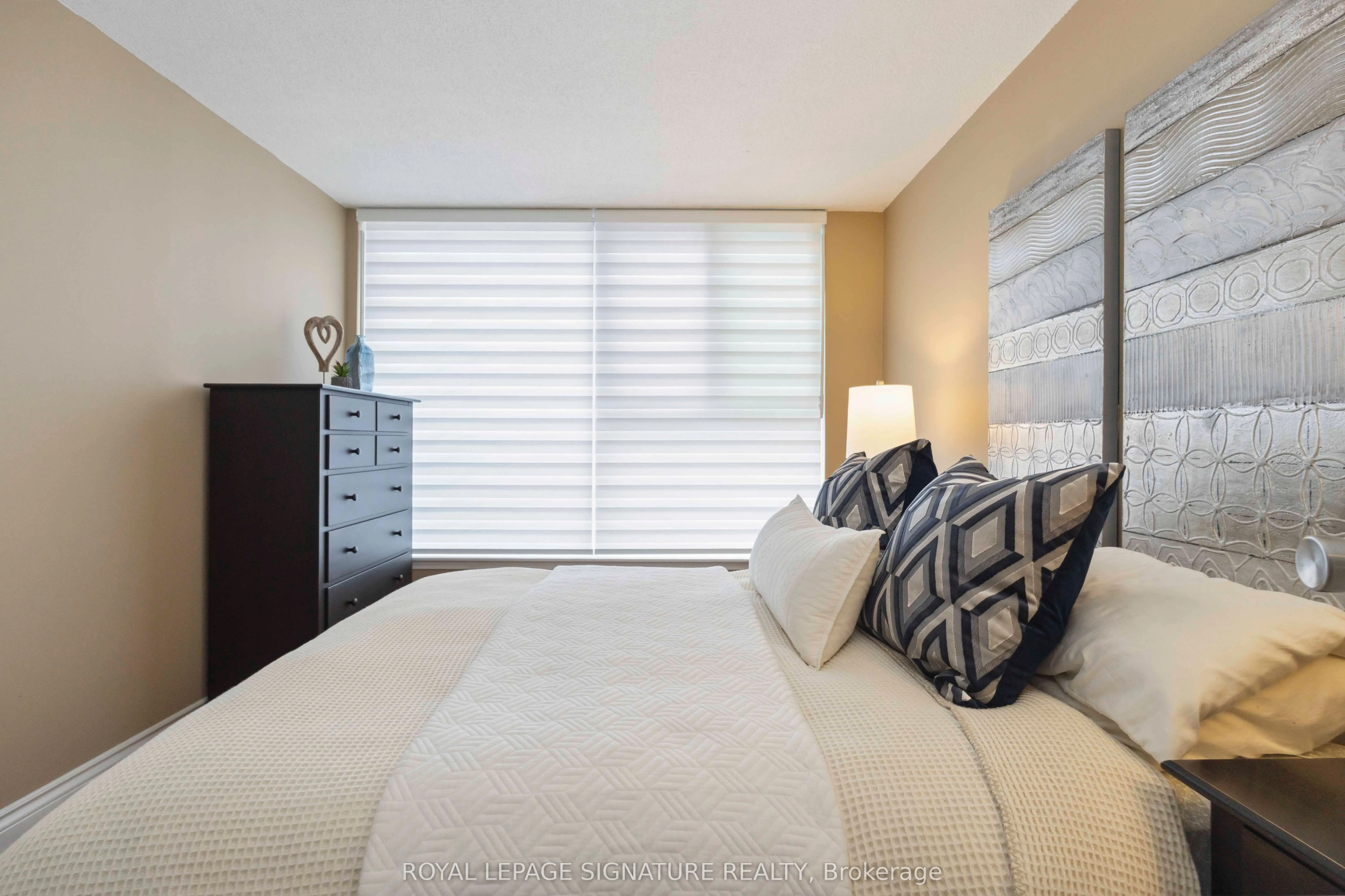 222 The Esplanade, #1007