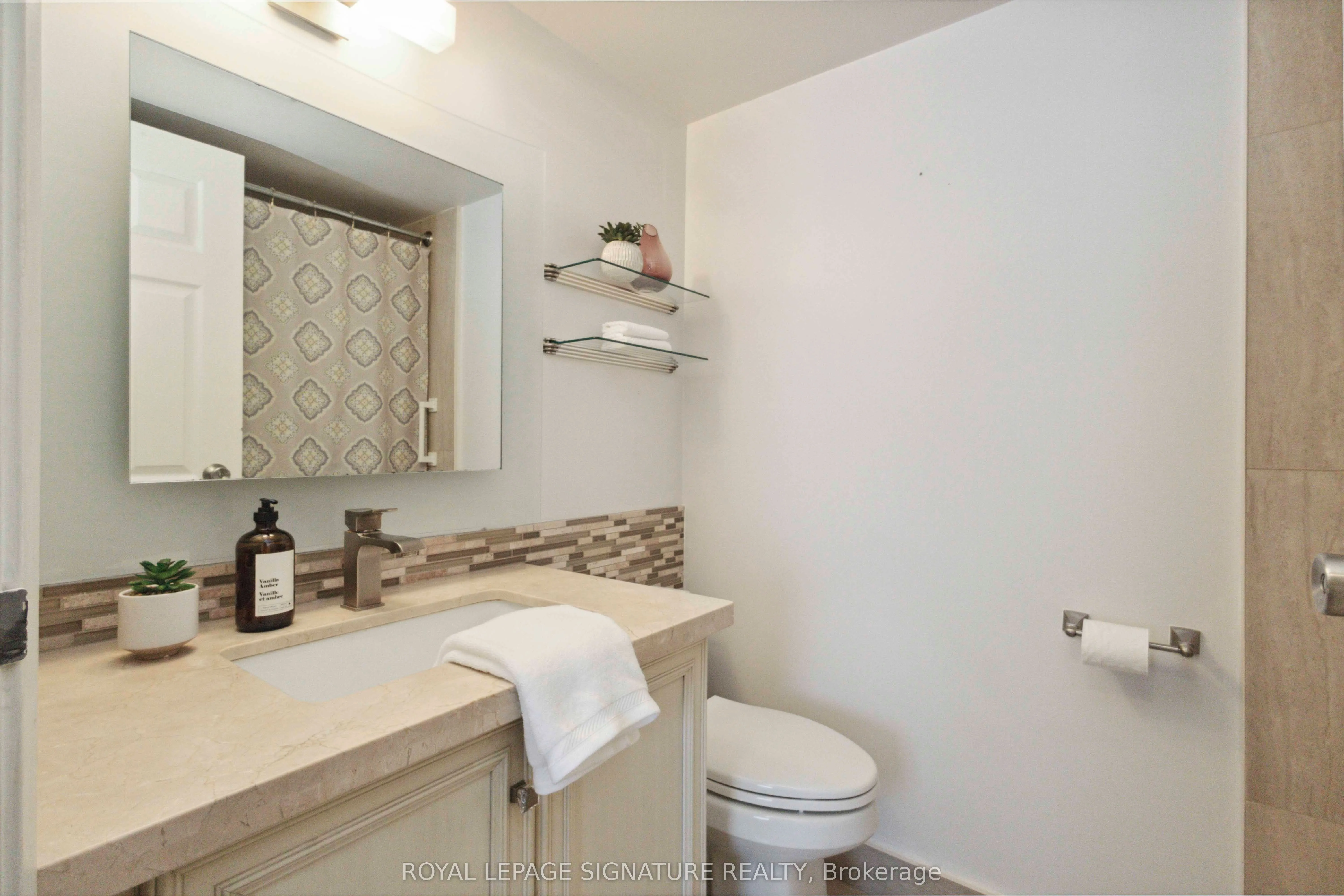 222 The Esplanade, #1007