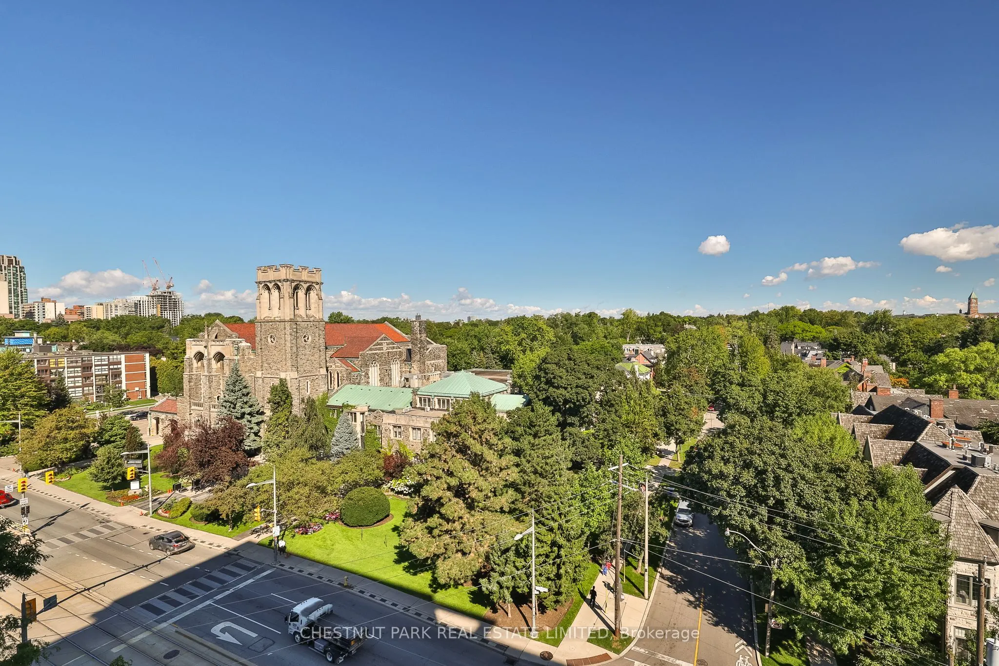 223 St Clair Avenue W, #704