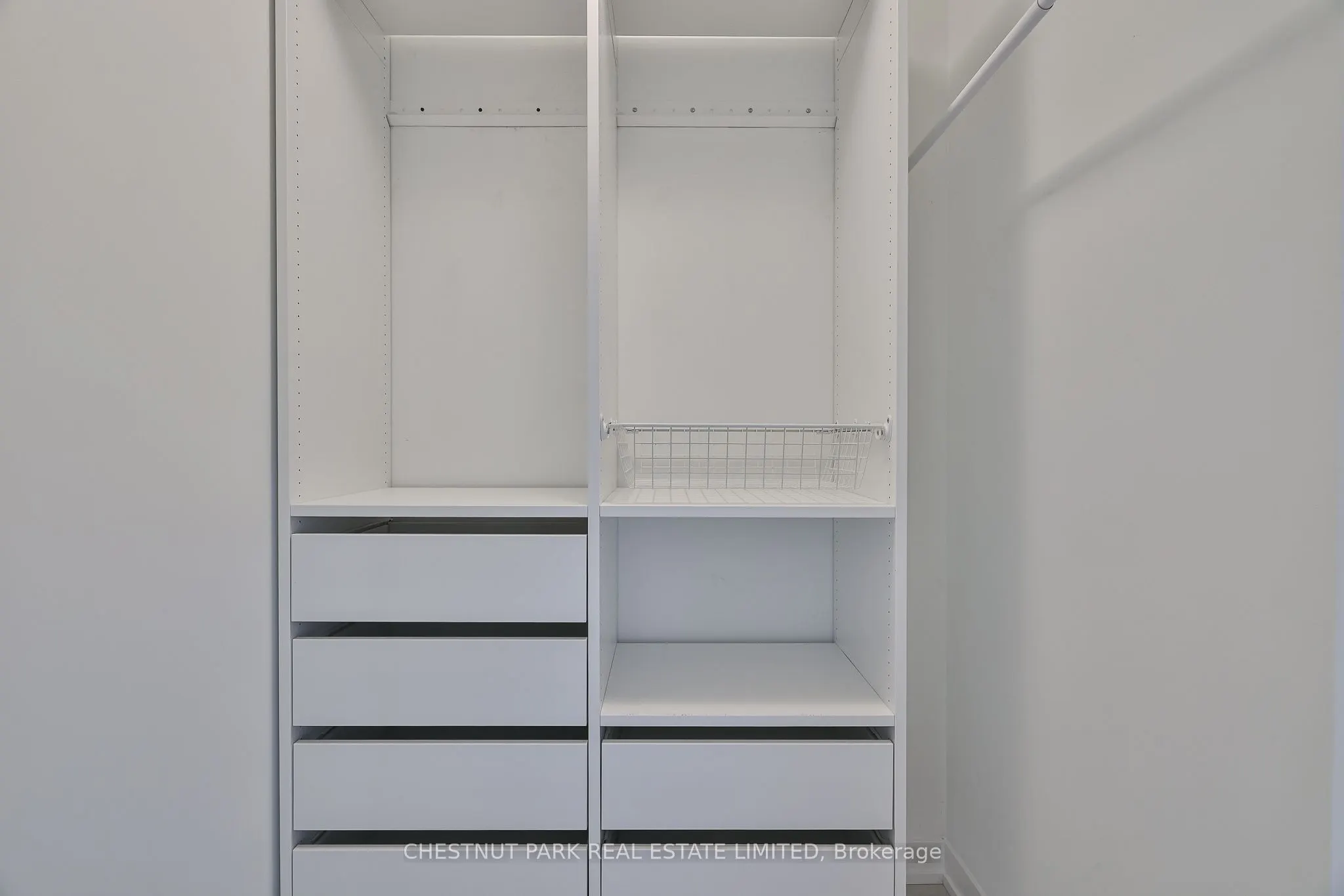 223 St Clair Avenue W, #704