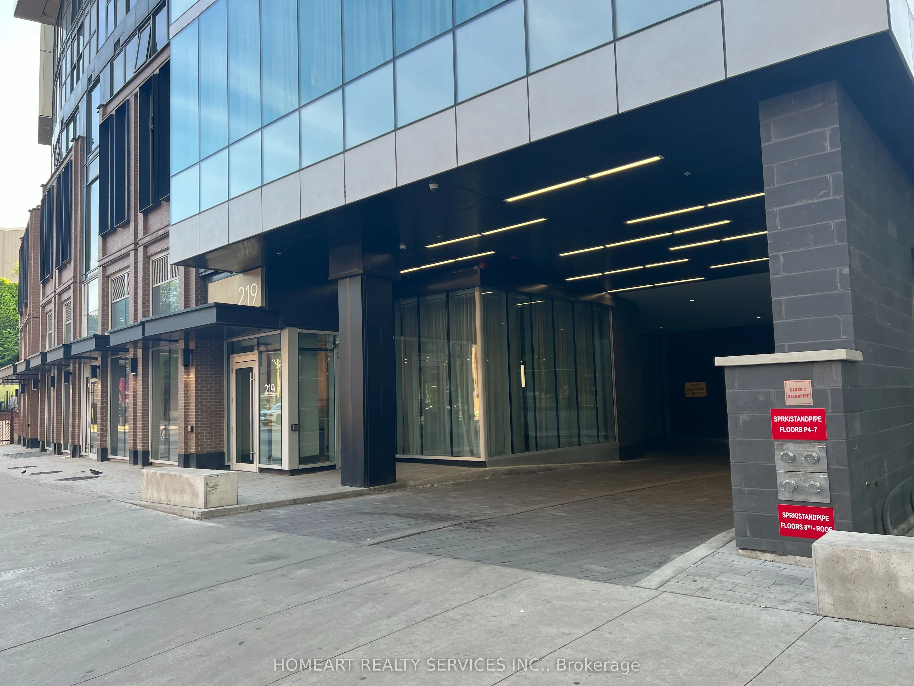 219 Dundas Street E, #801