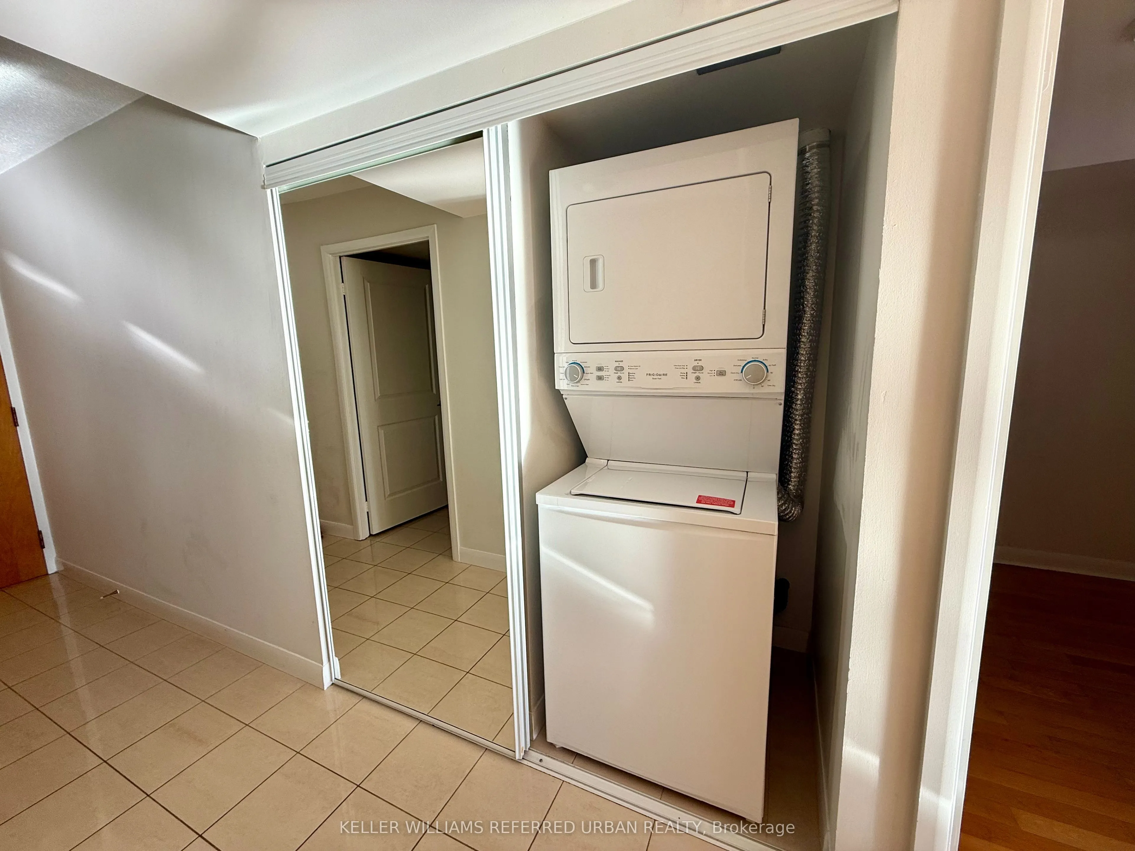 4968 Yonge Street, #2201
