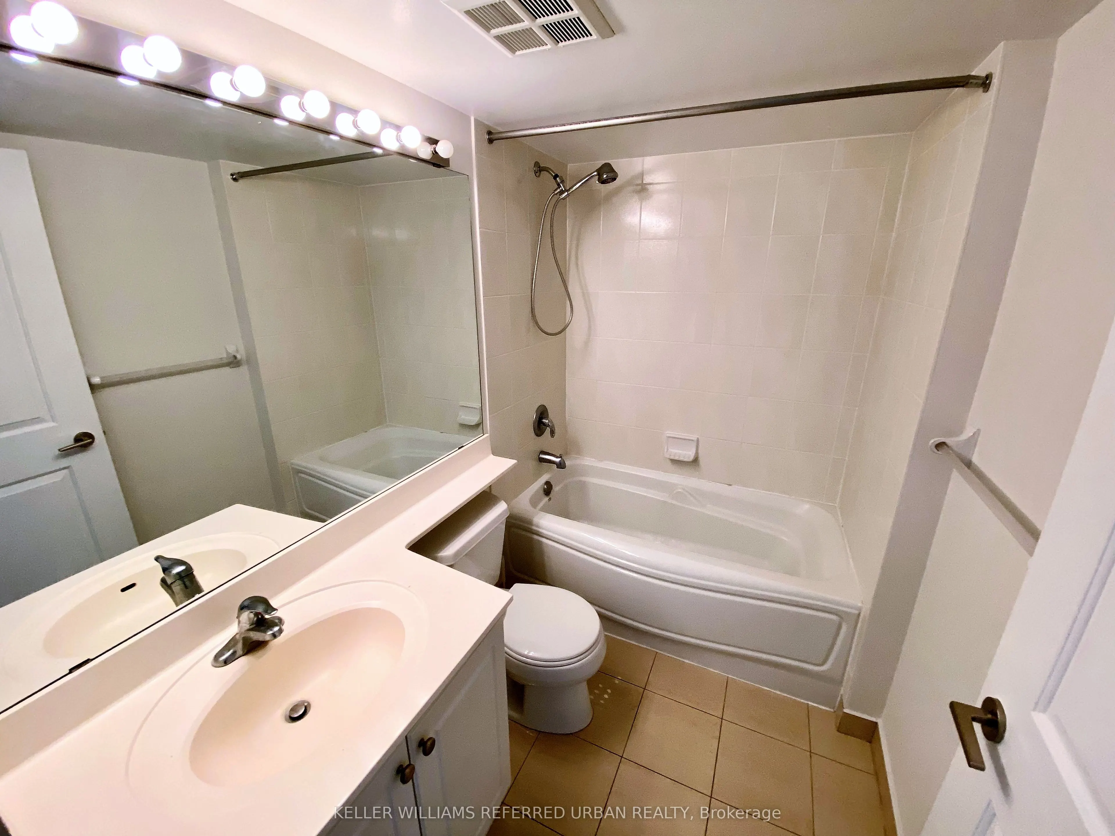 4968 Yonge Street, #2201