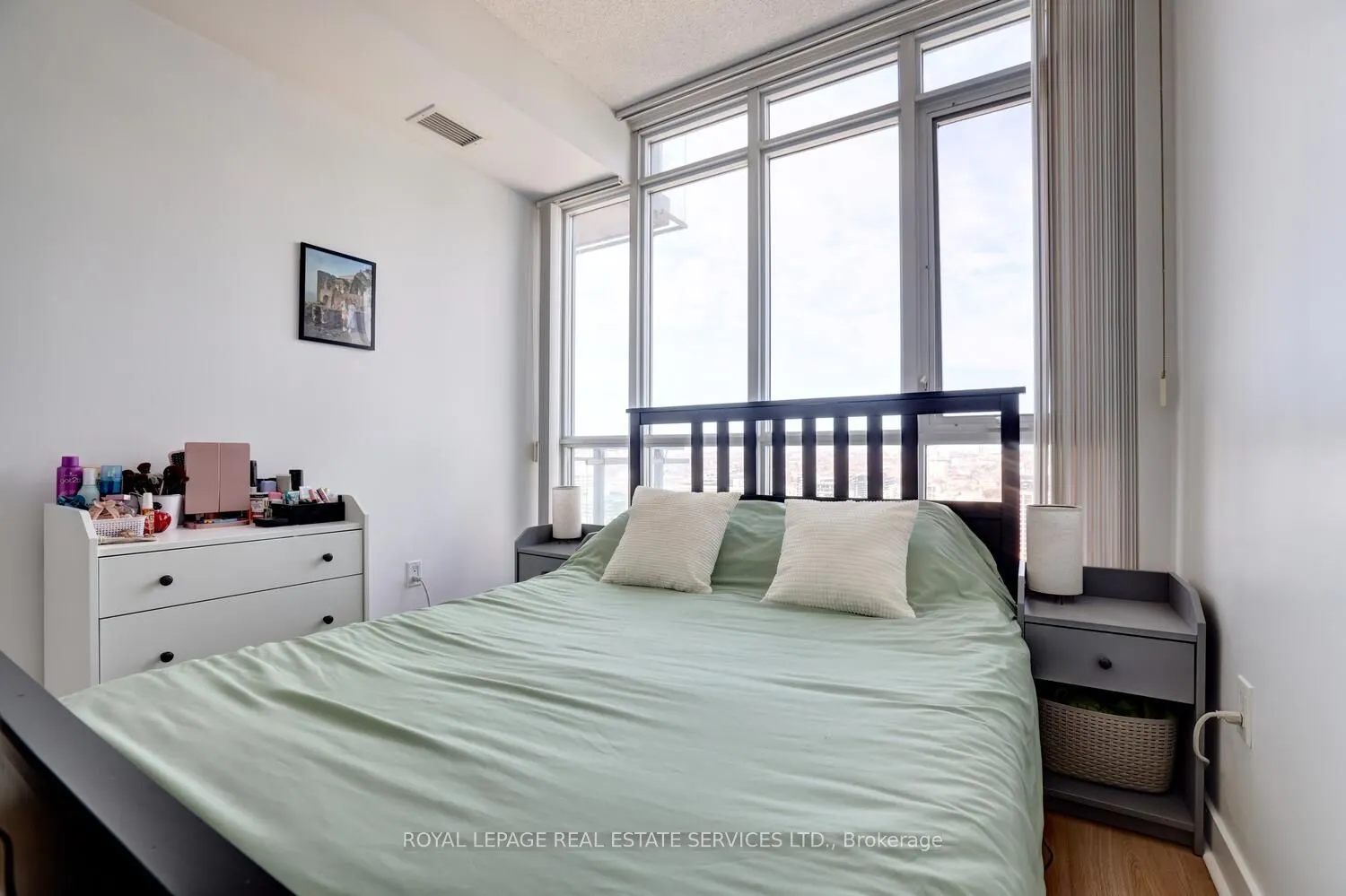 15 Iceboat Terrace, #3515