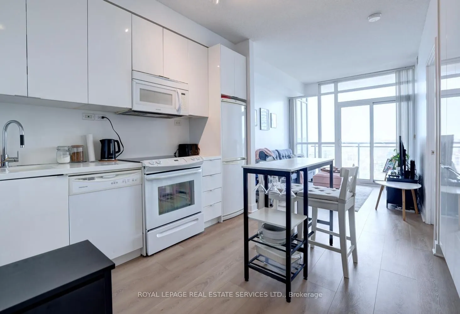 15 Iceboat Terrace, #3515