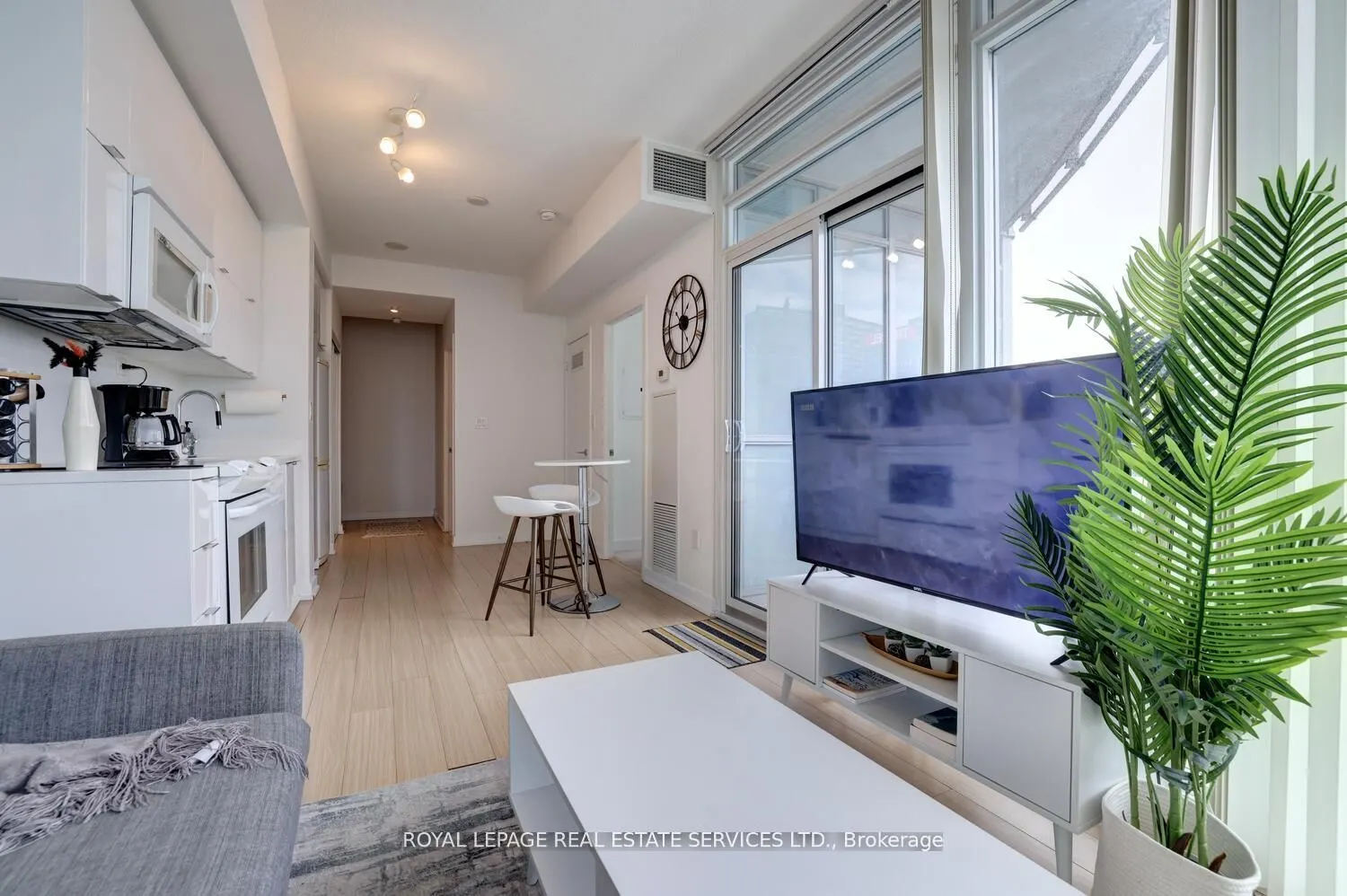 21 Iceboat Terrace, #3902