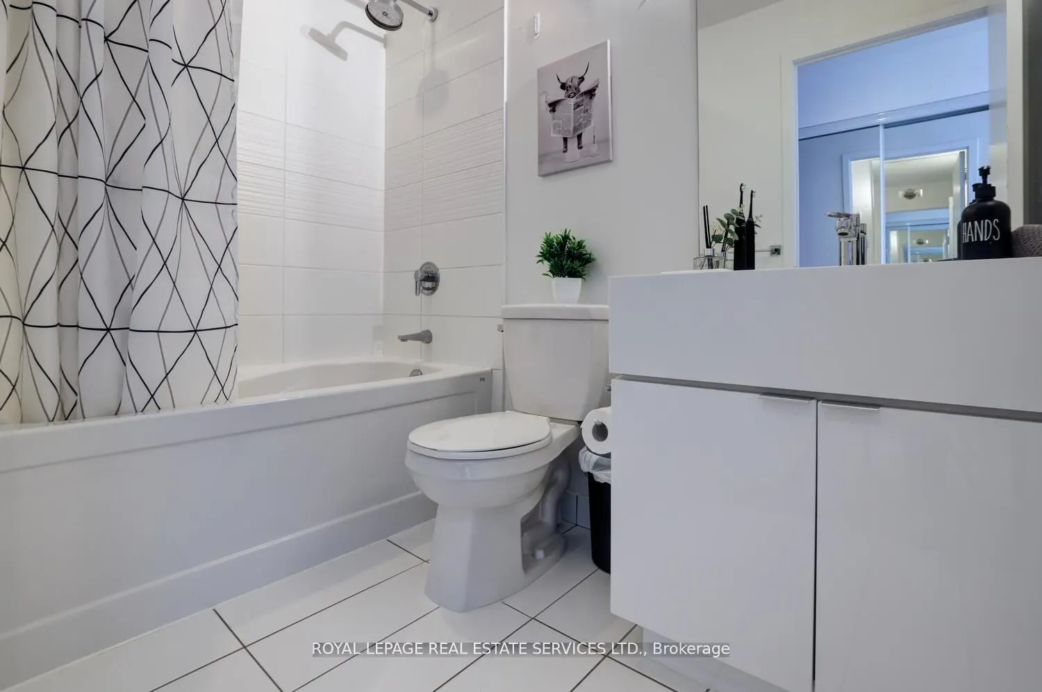 21 Iceboat Terrace, #3902