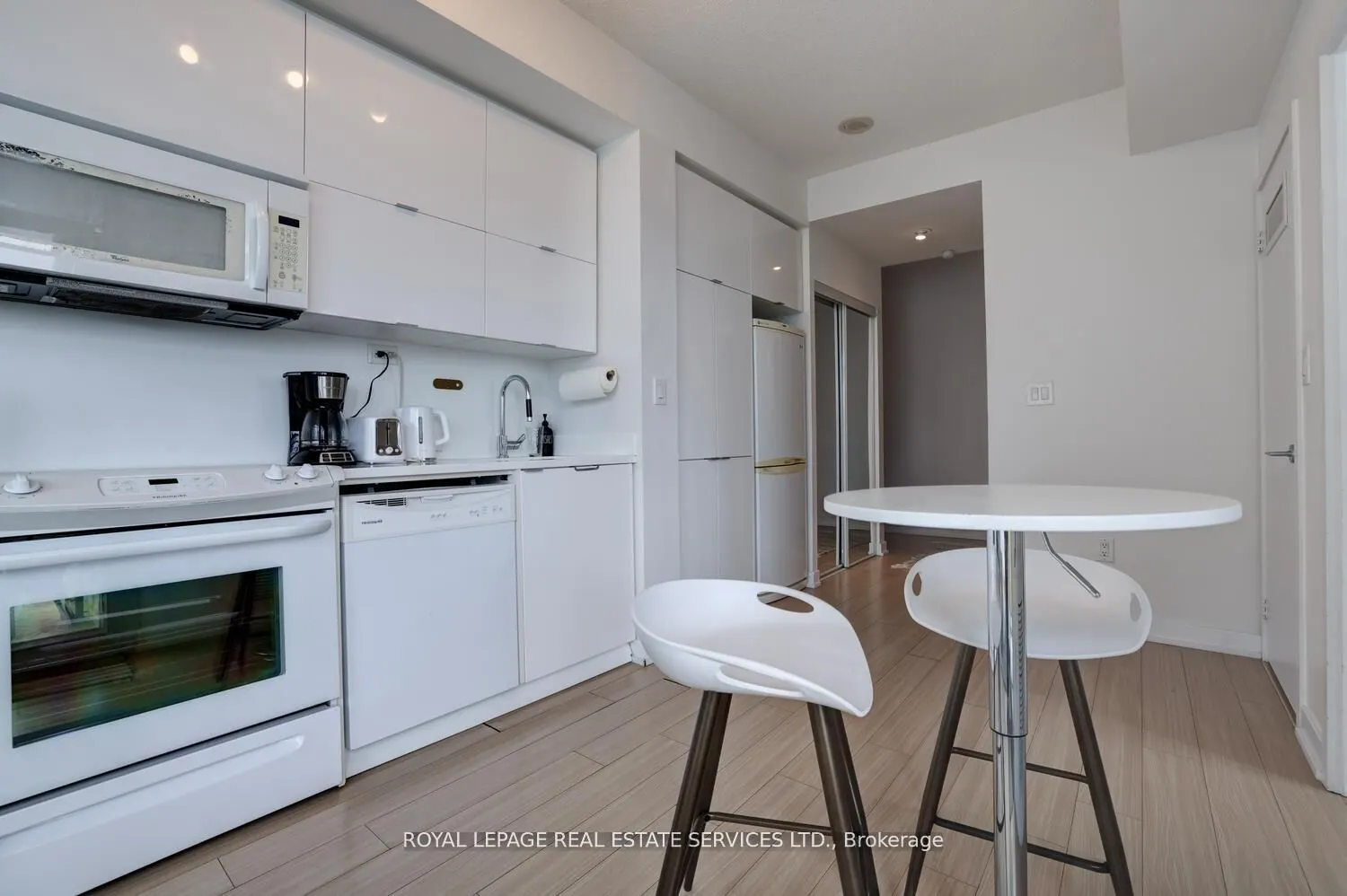 21 Iceboat Terrace, #3902
