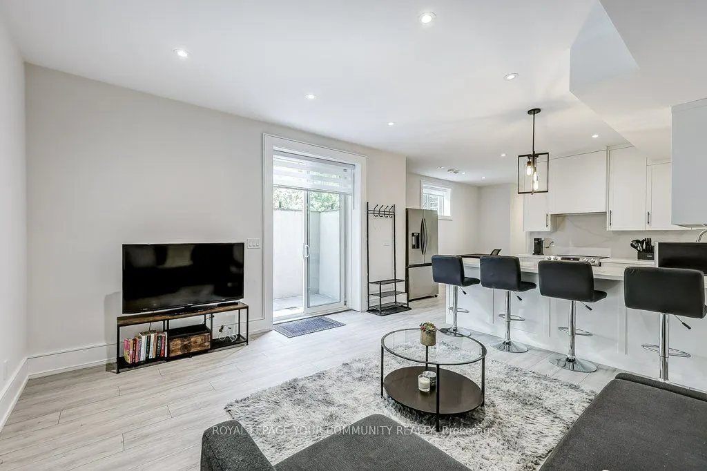 2 Hemford Crescent