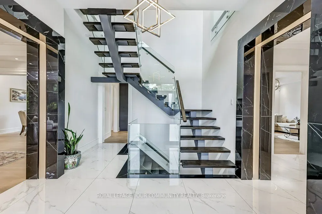 2 Hemford Crescent