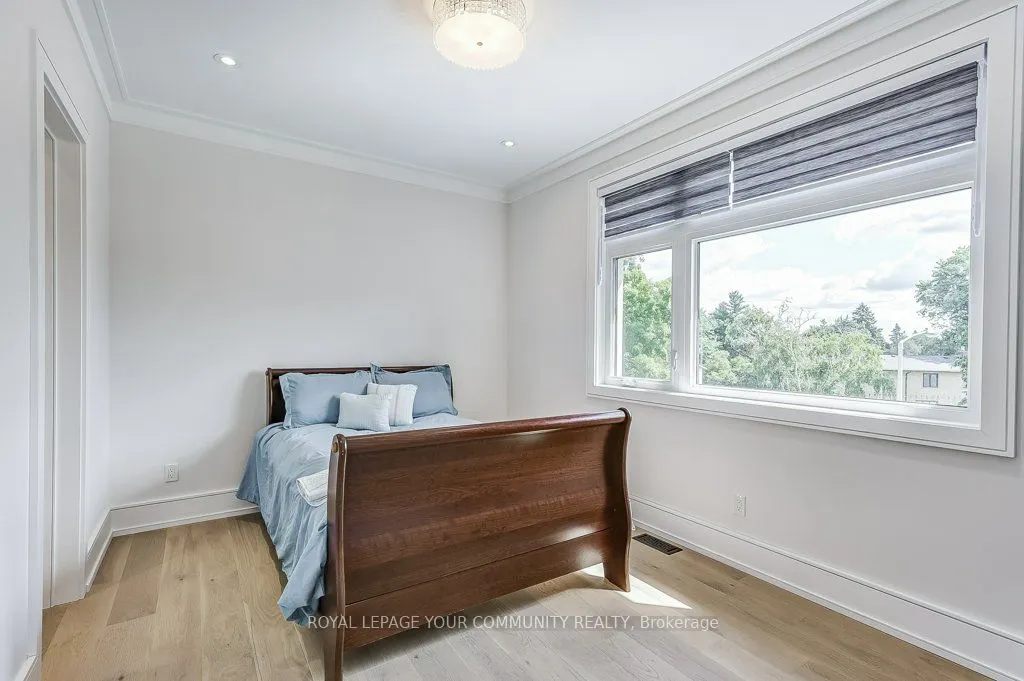 2 Hemford Crescent