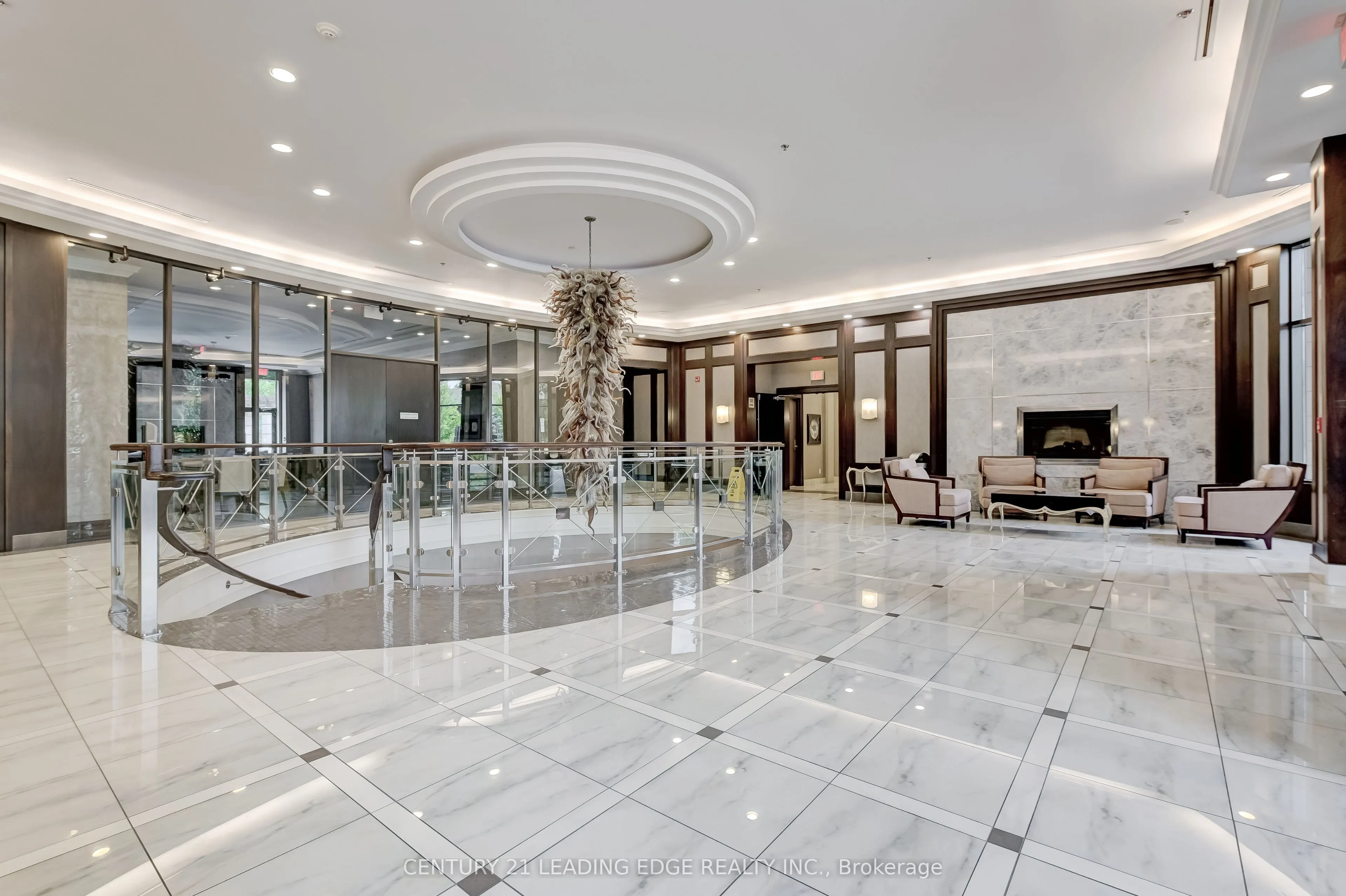 135 Wynford Drive, #PH303