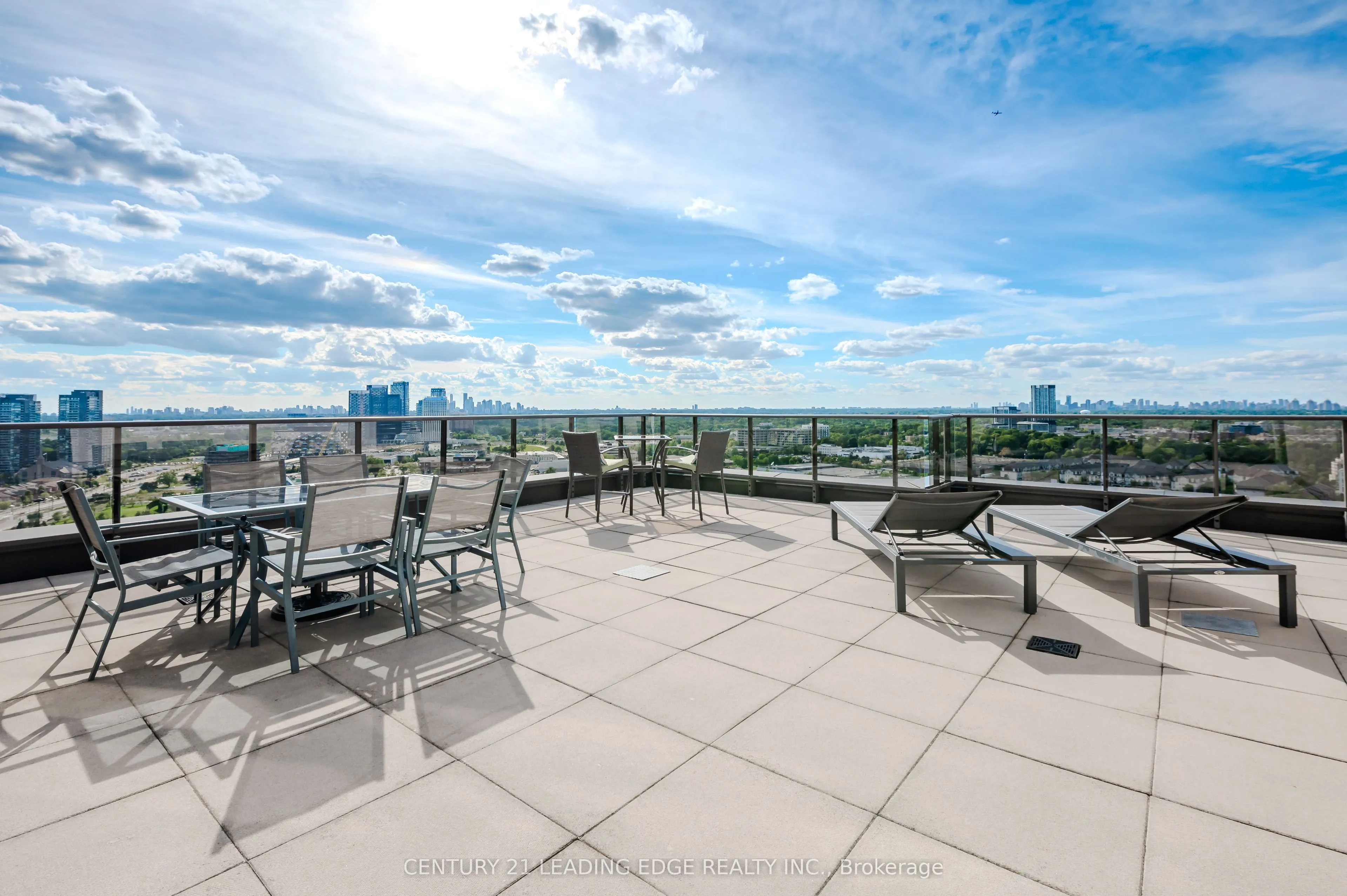 135 Wynford Drive, #PH303