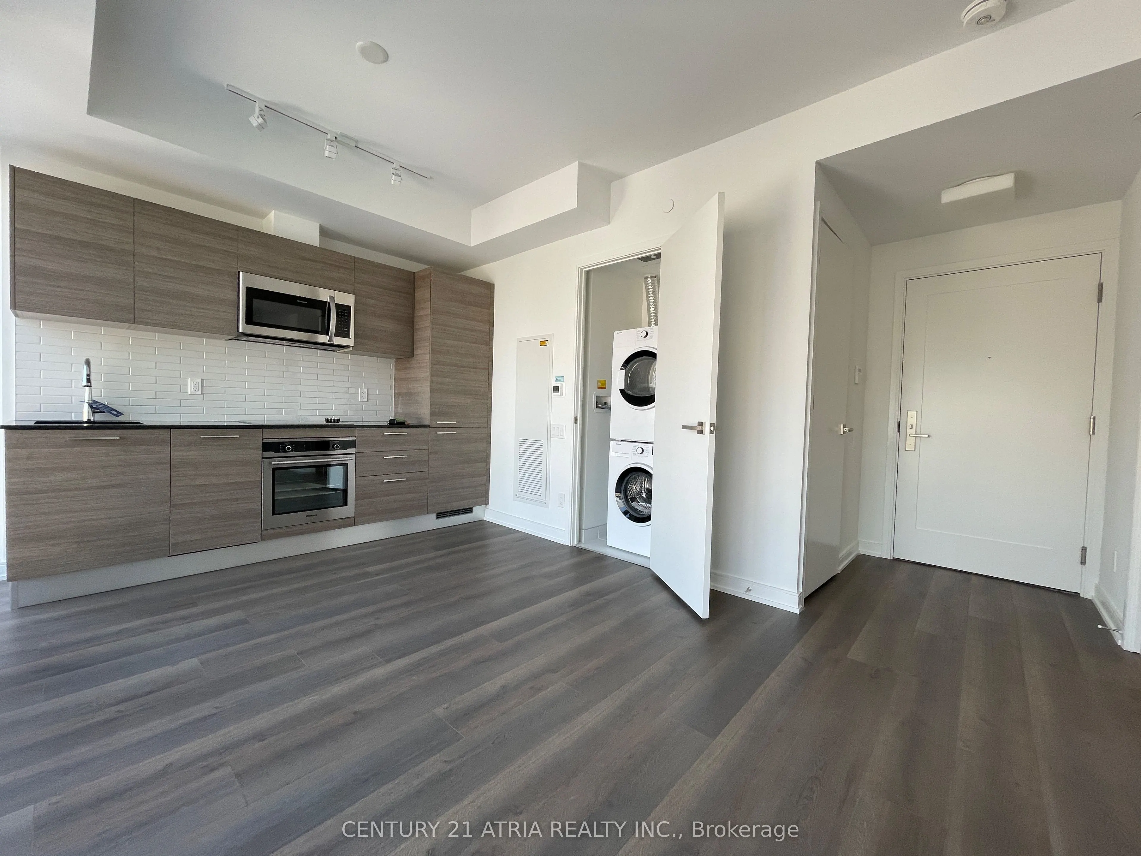 3 Gloucester Street, #1601