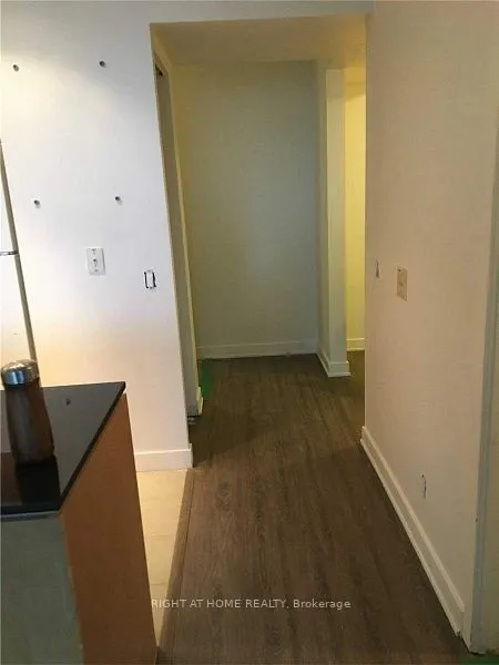 373 Front Street W, #1712