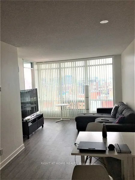 373 Front Street W, #1712