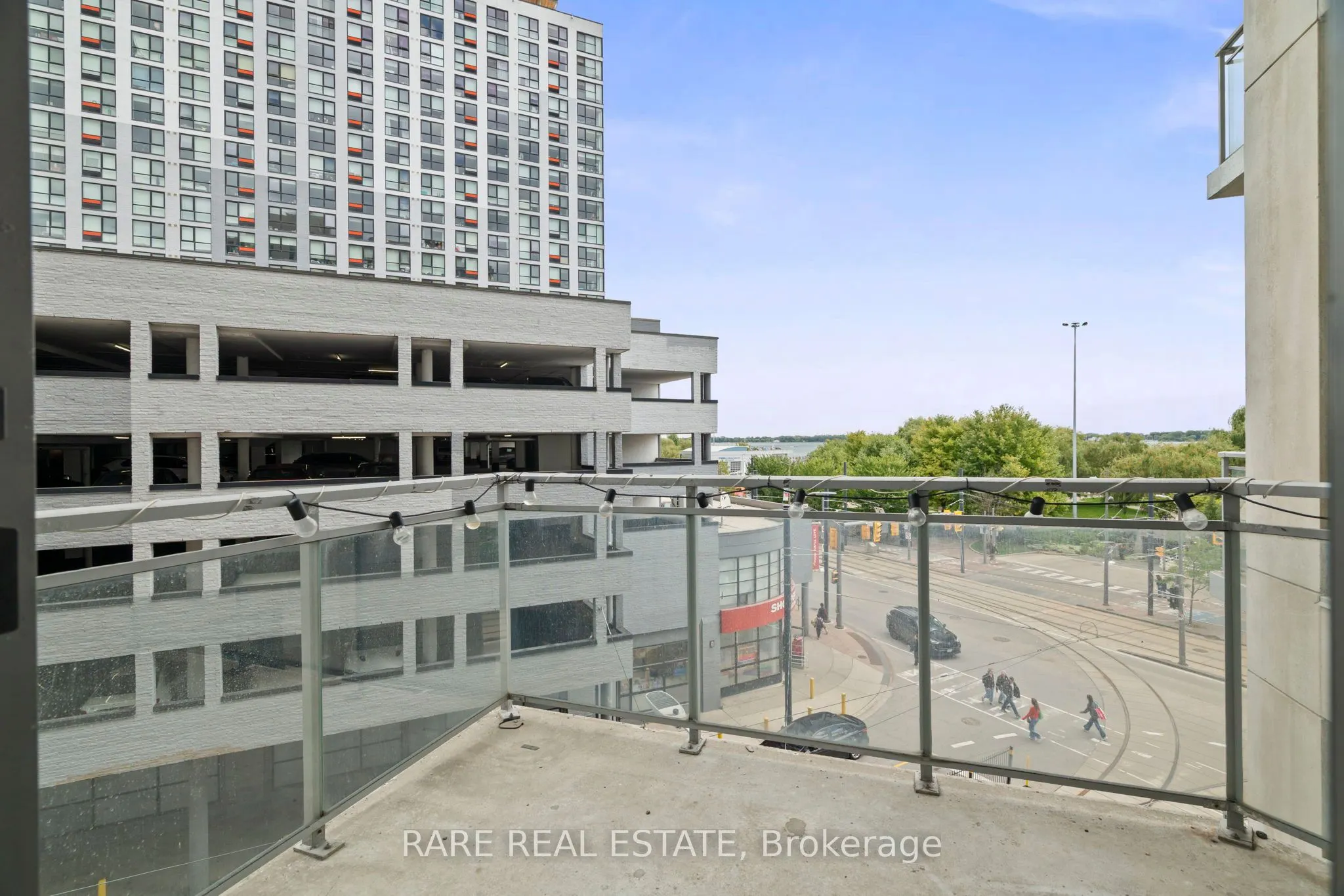 410 Queens Quay W, #413
