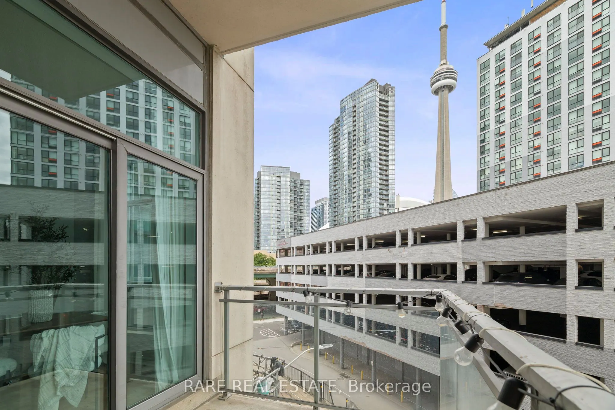410 Queens Quay W, #413