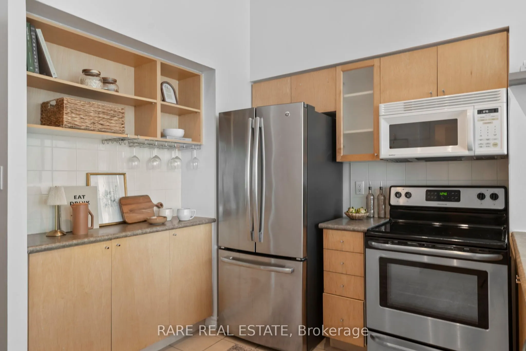 410 Queens Quay W, #413
