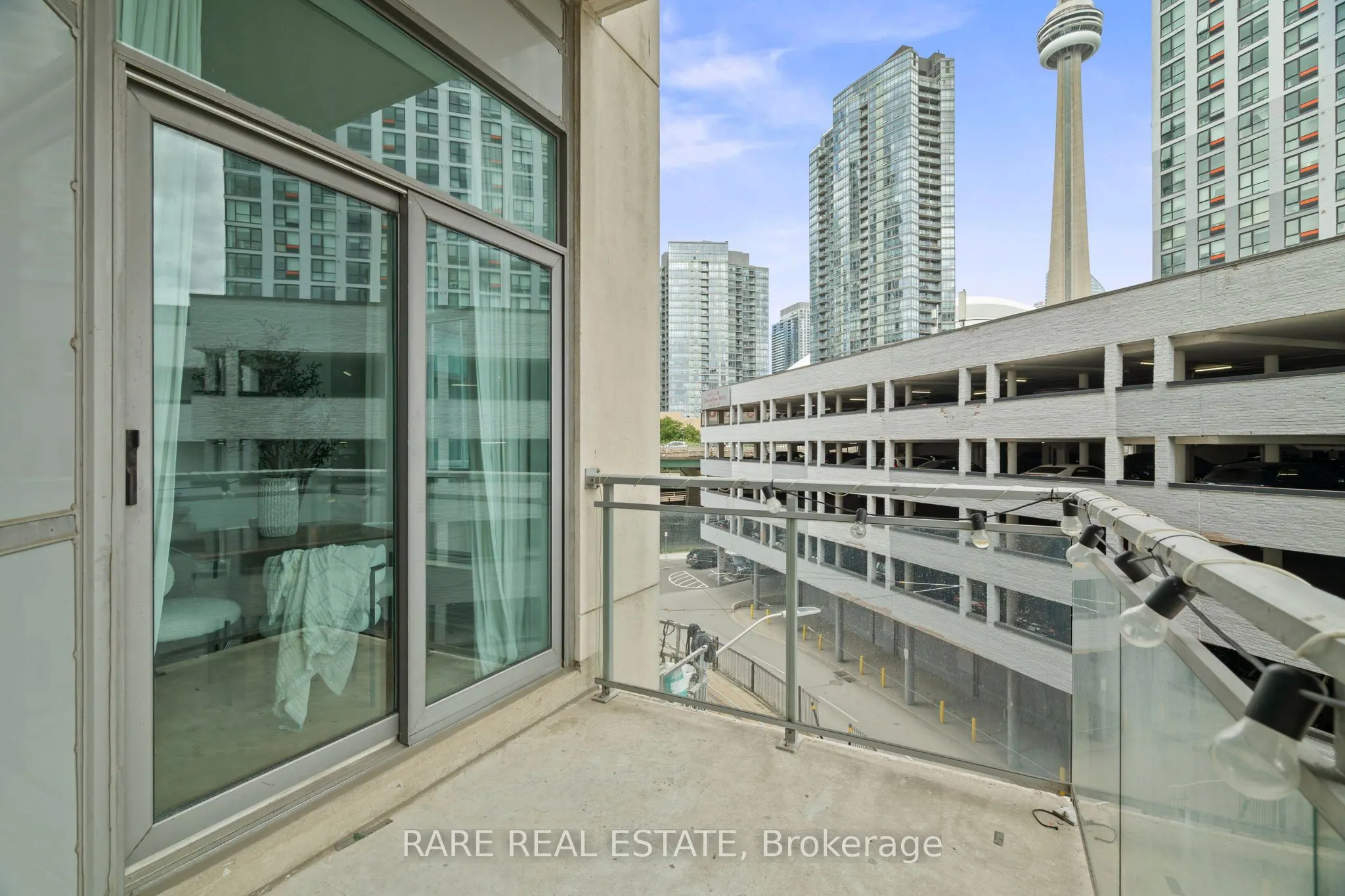 410 Queens Quay W, #413