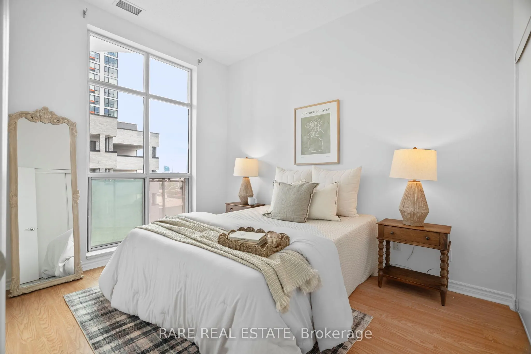410 Queens Quay W, #413