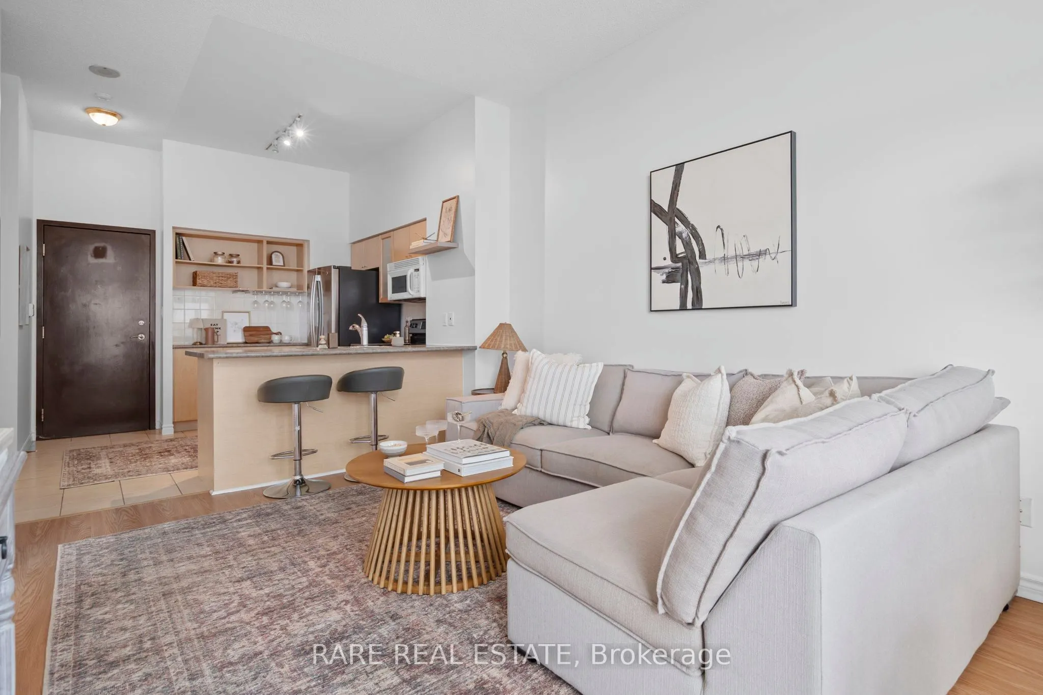 410 Queens Quay W, #413