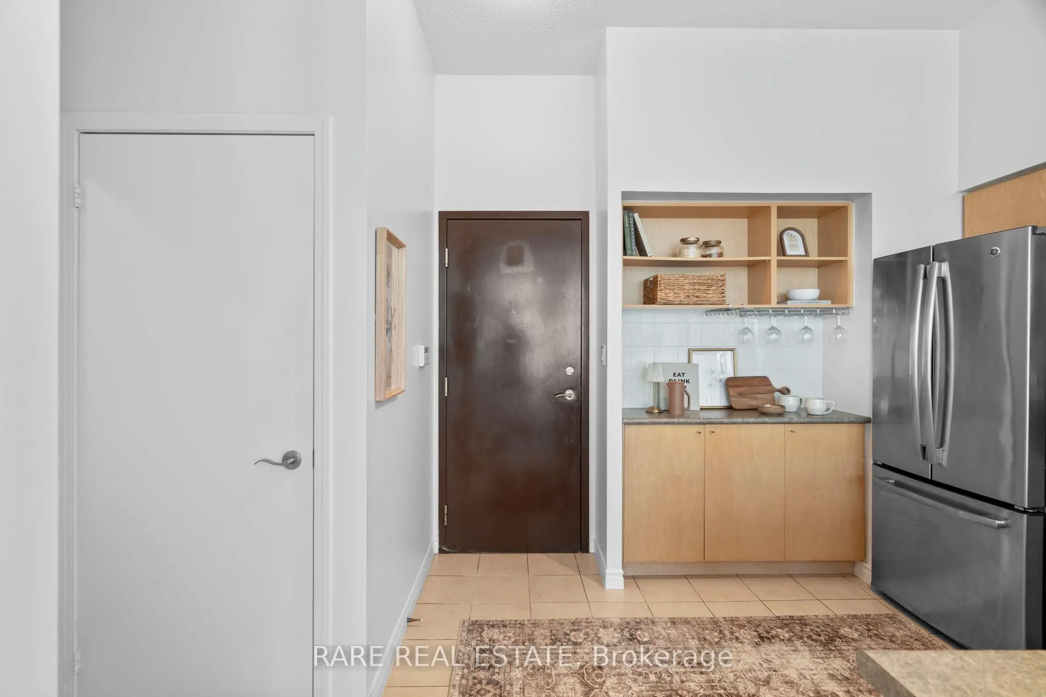 410 Queens Quay W, #413