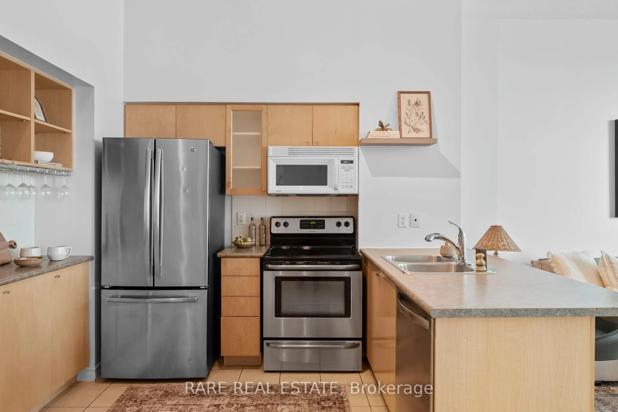 410 Queens Quay W, #413