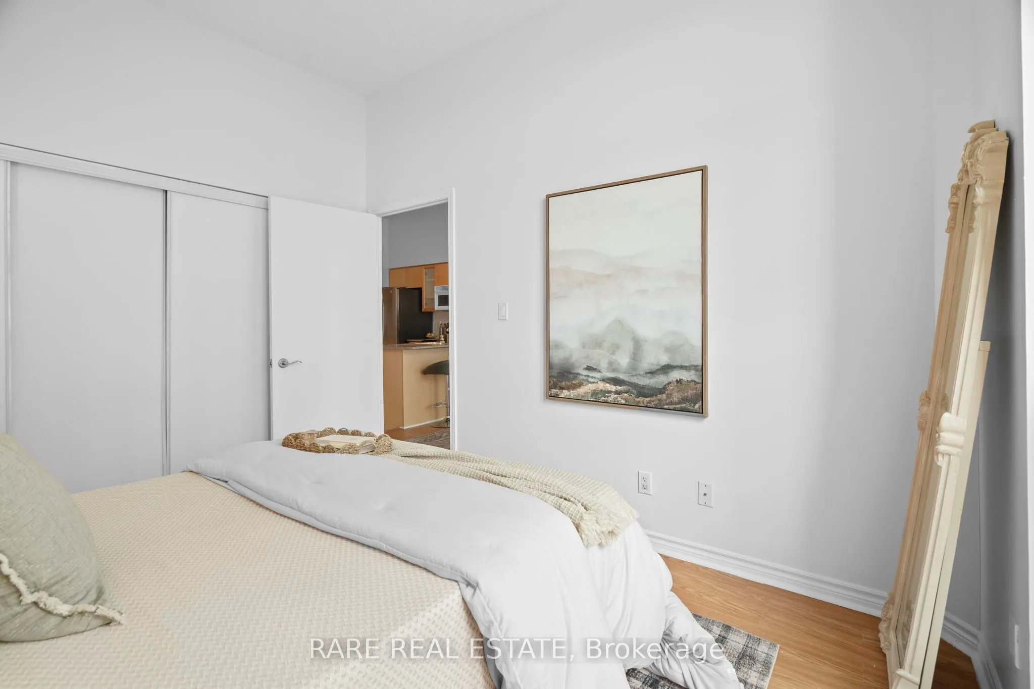 410 Queens Quay W, #413