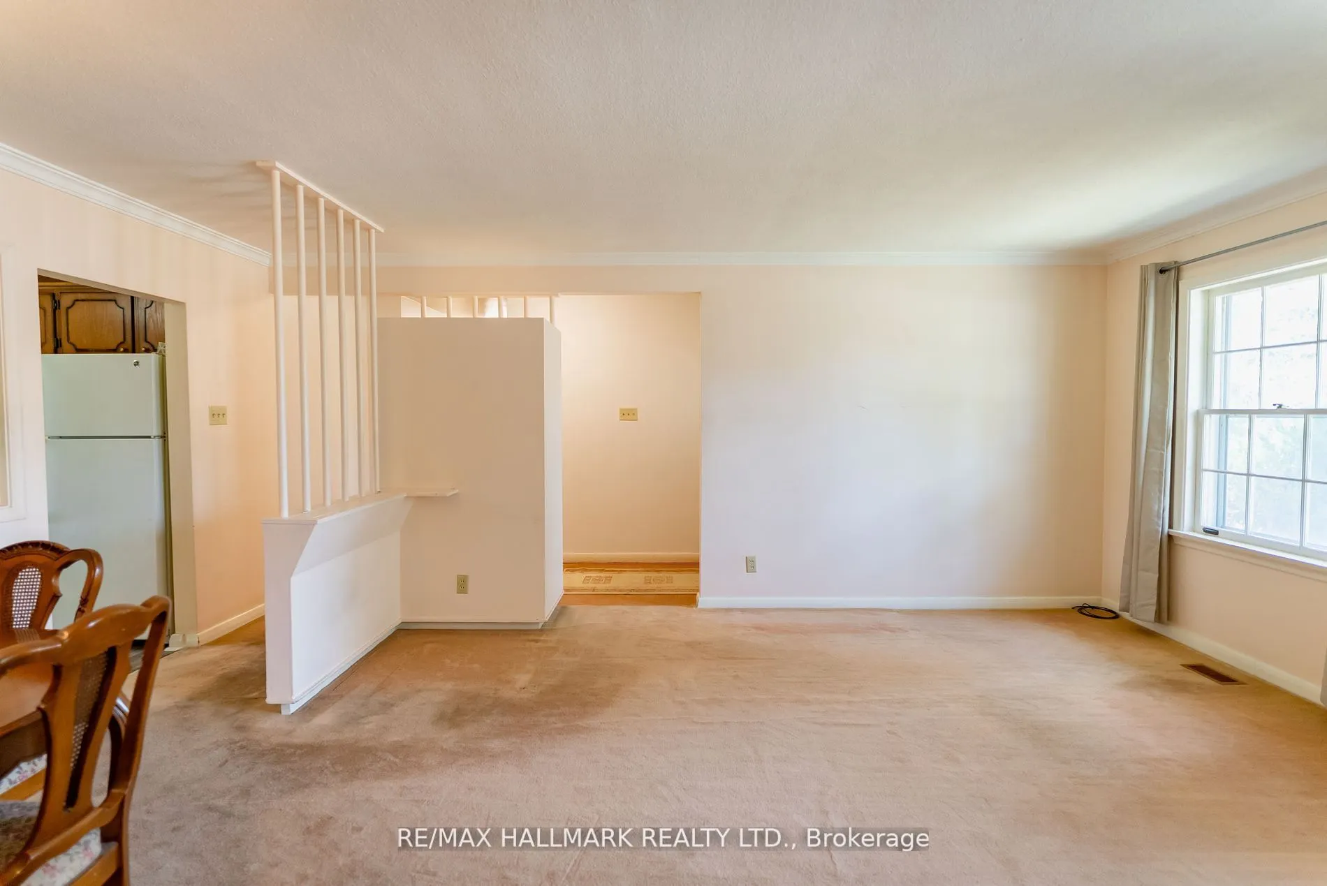 5 Tinder Crescent