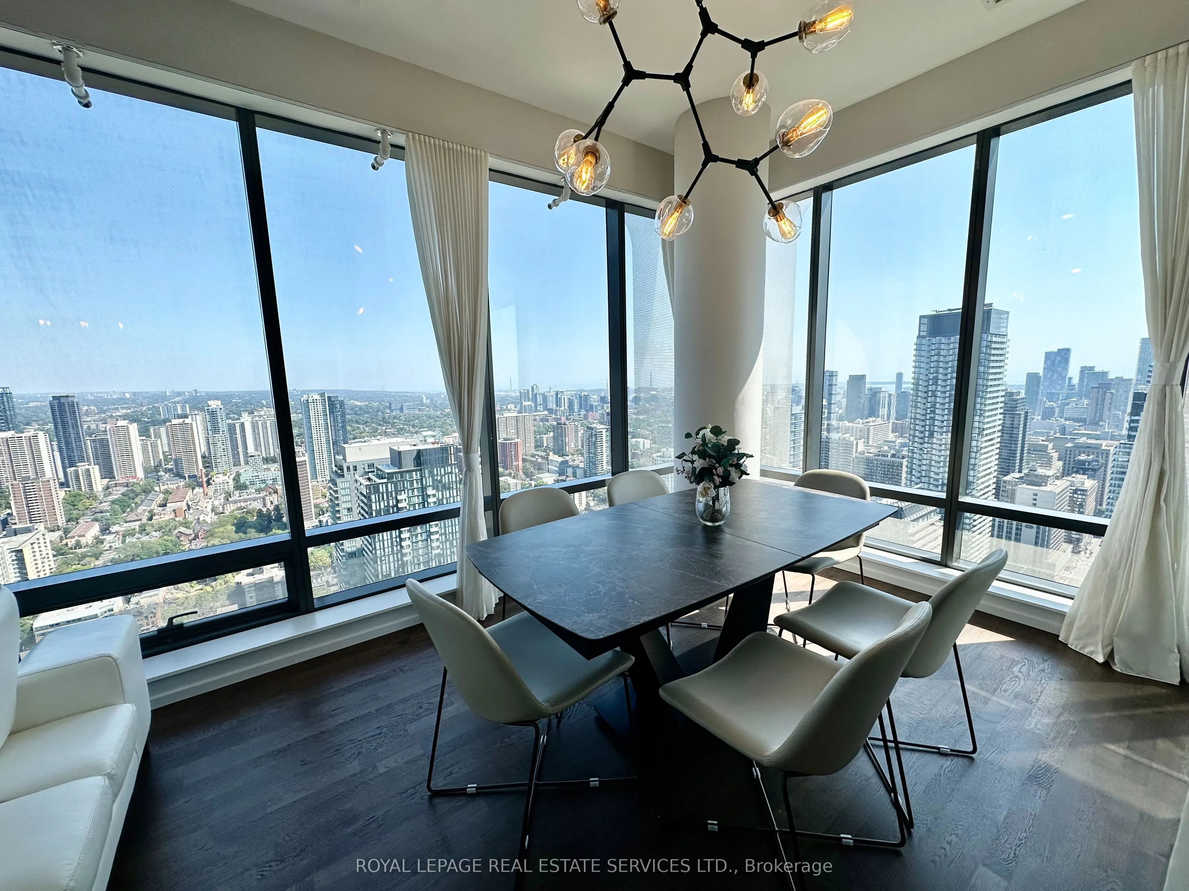 5 St Joseph Street, #4501