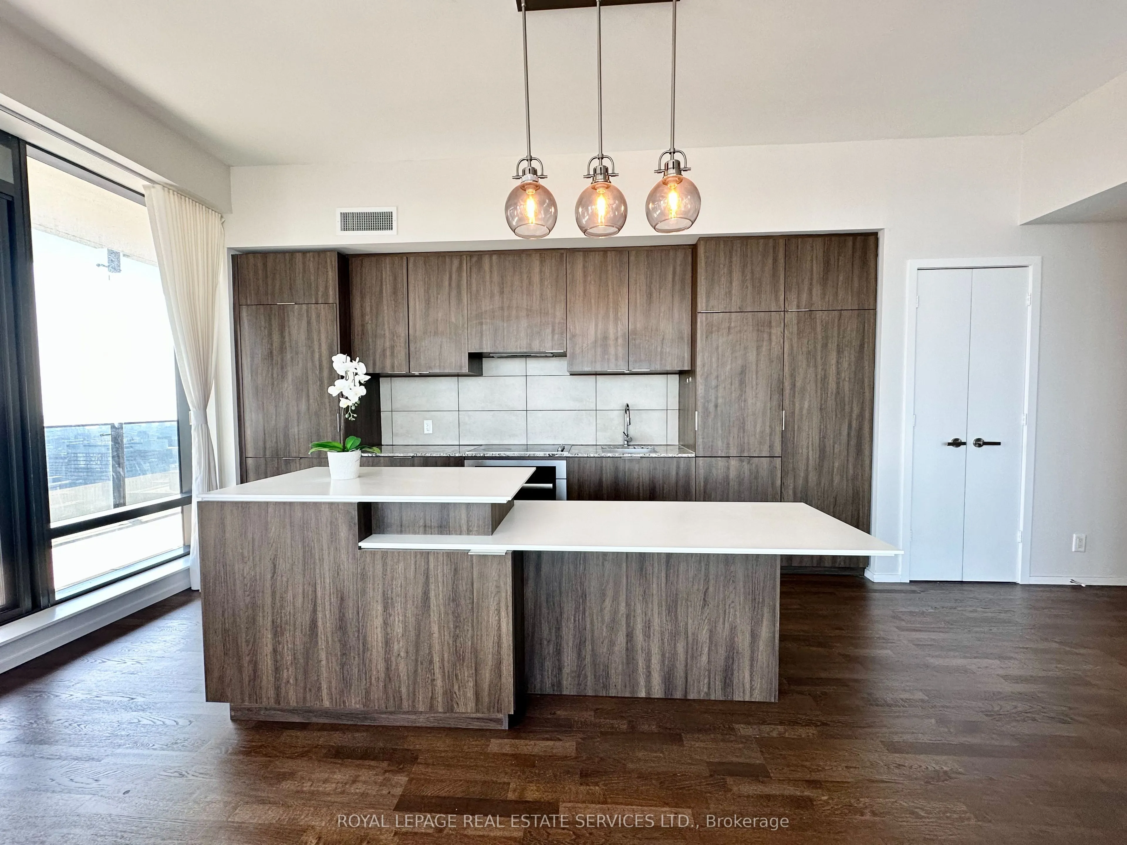 5 St Joseph Street, #4501