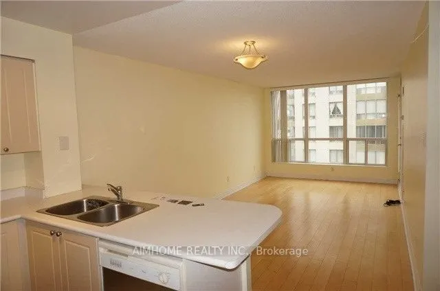 256 Doris Avenue, #1103