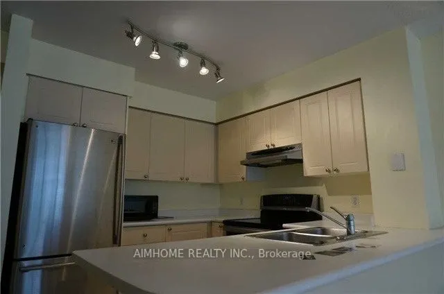 256 Doris Avenue, #1103