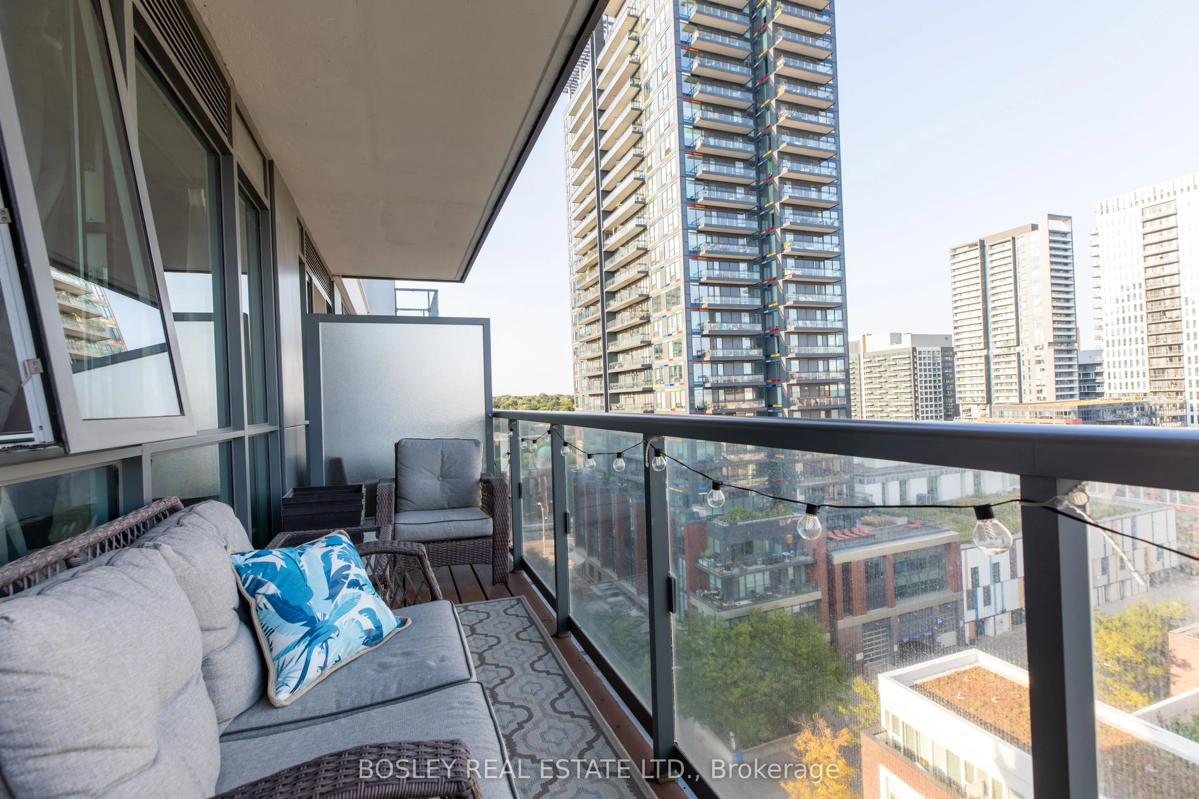 200 Sackville Street, #1012