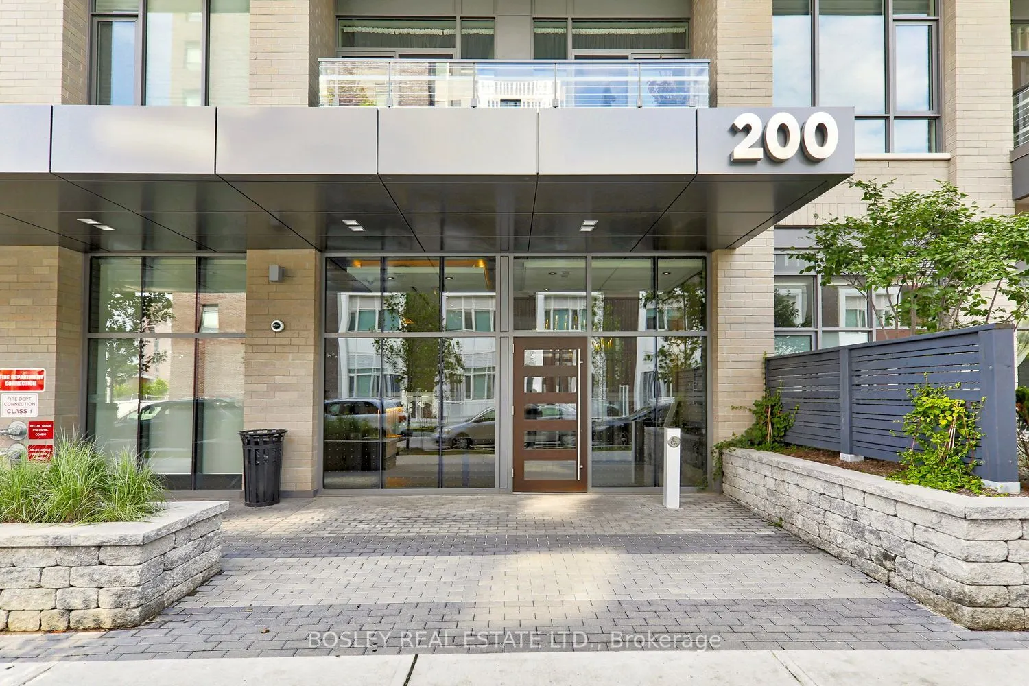 200 Sackville Street, #1012
