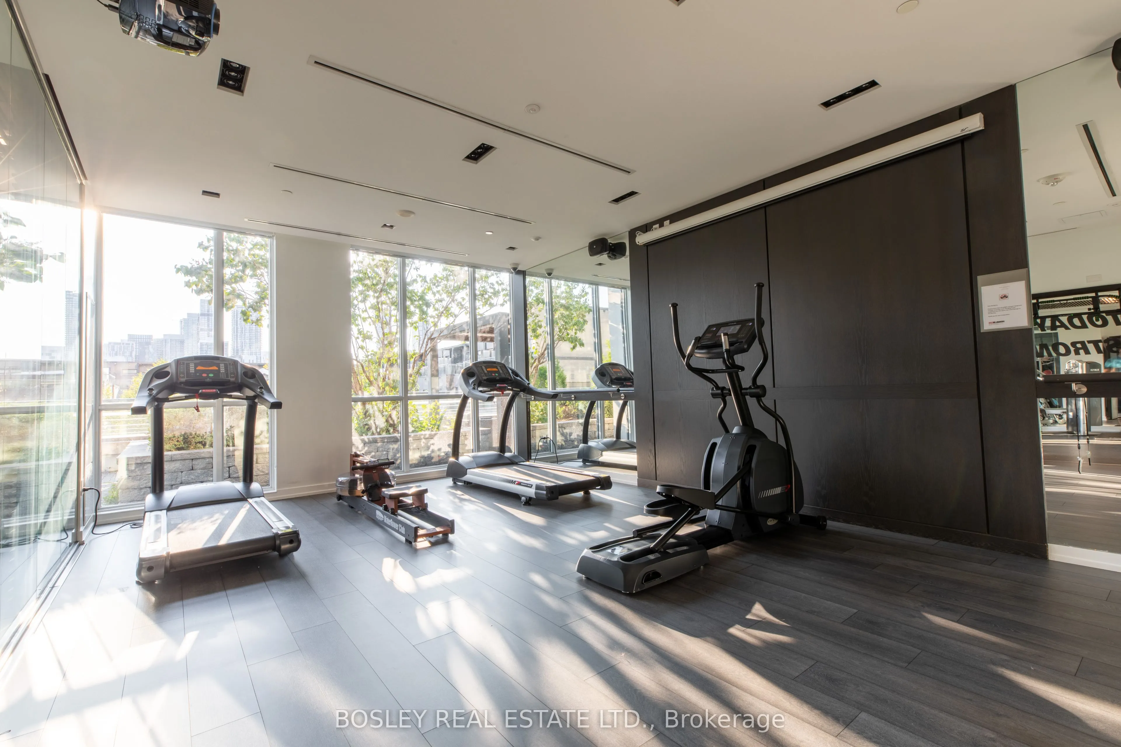 200 Sackville Street, #1012