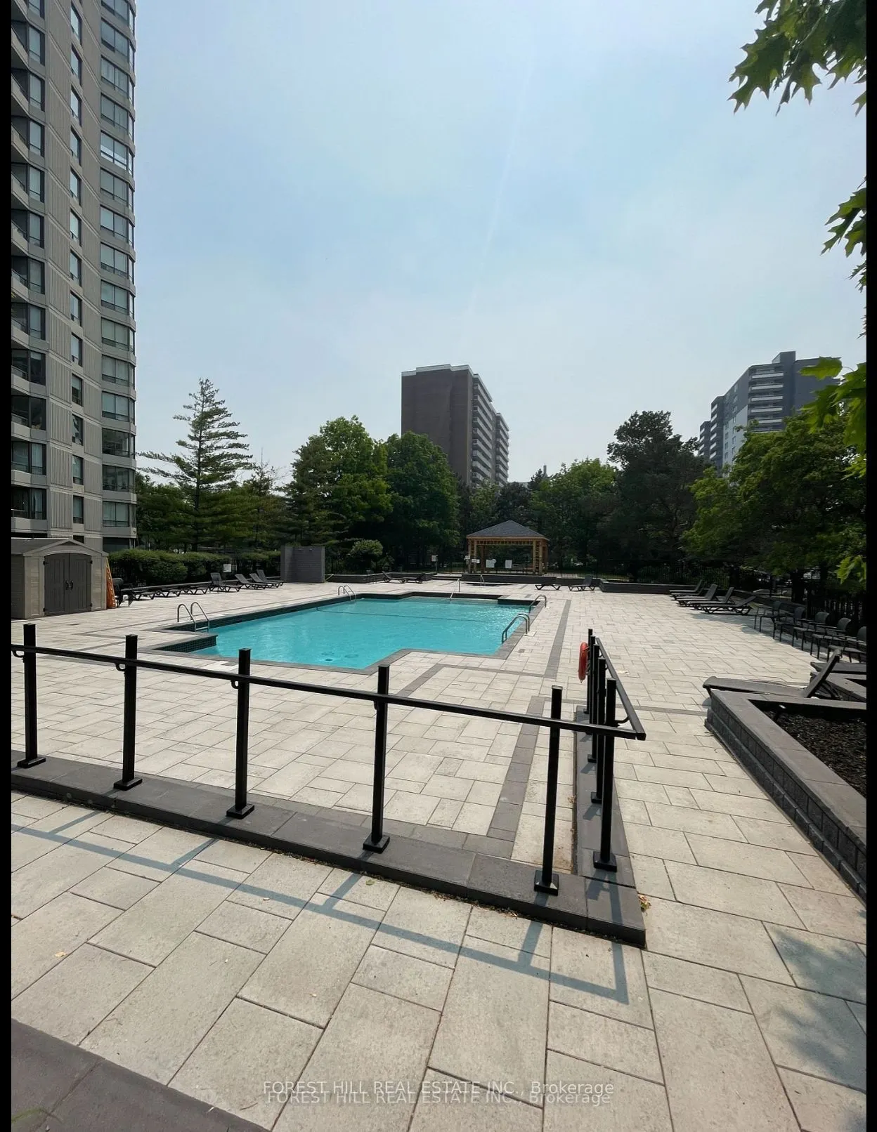 1131 steeles Avenue W, #206