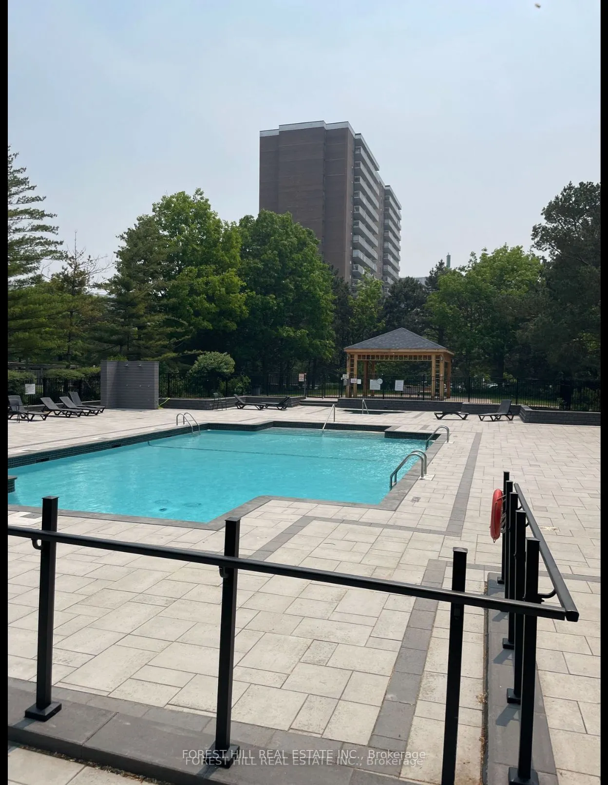 1131 steeles Avenue W, #206