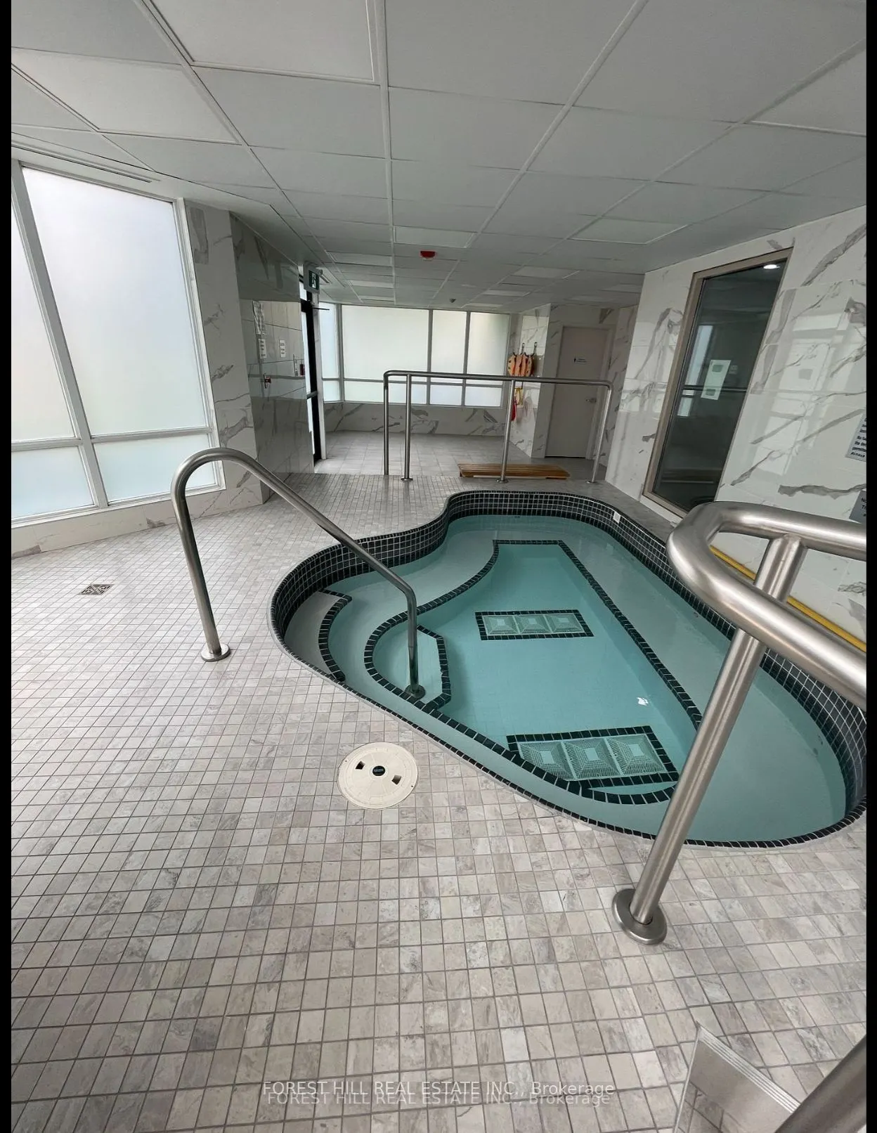 1131 steeles Avenue W, #206