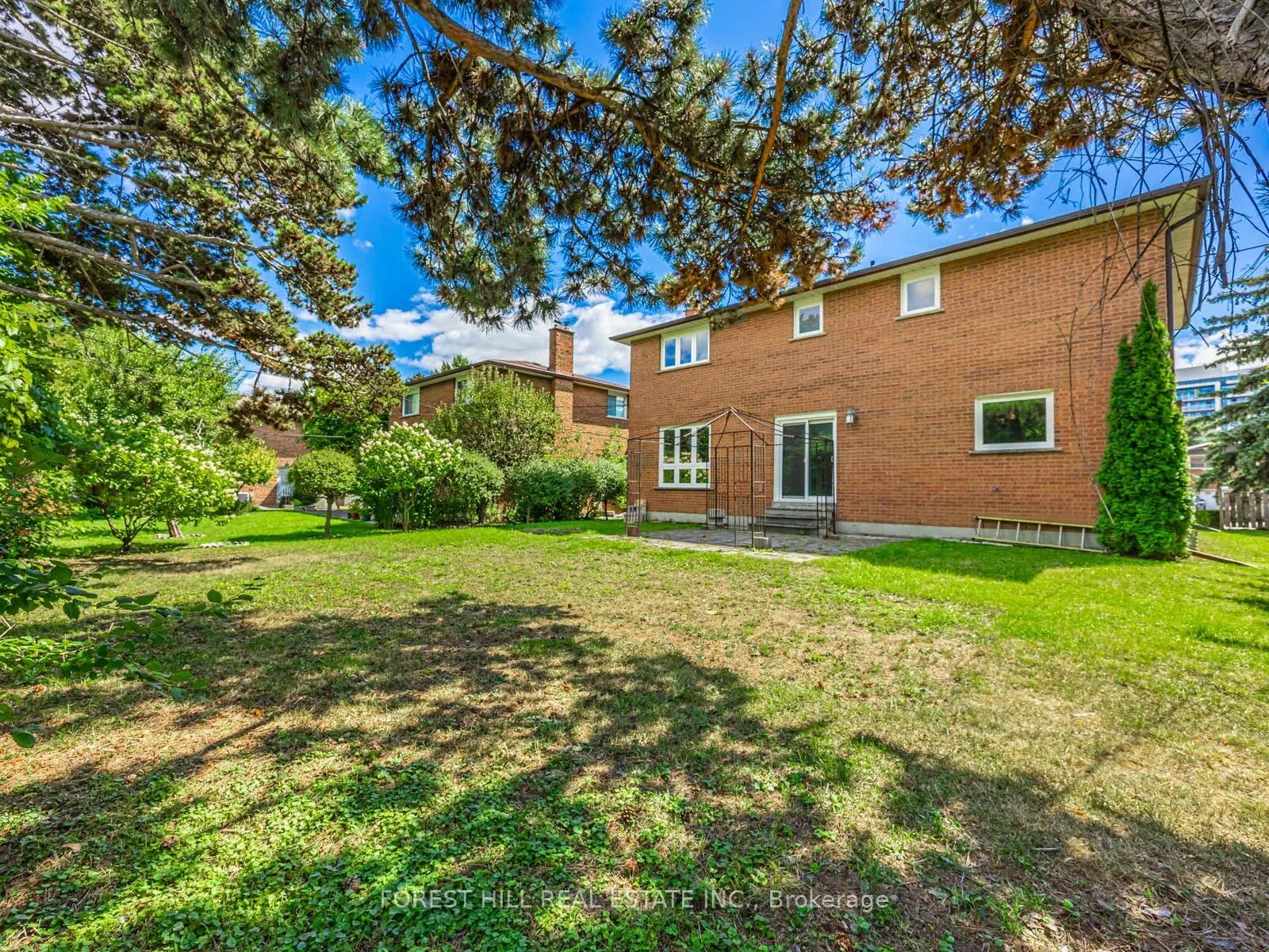 16 Clayland Drive