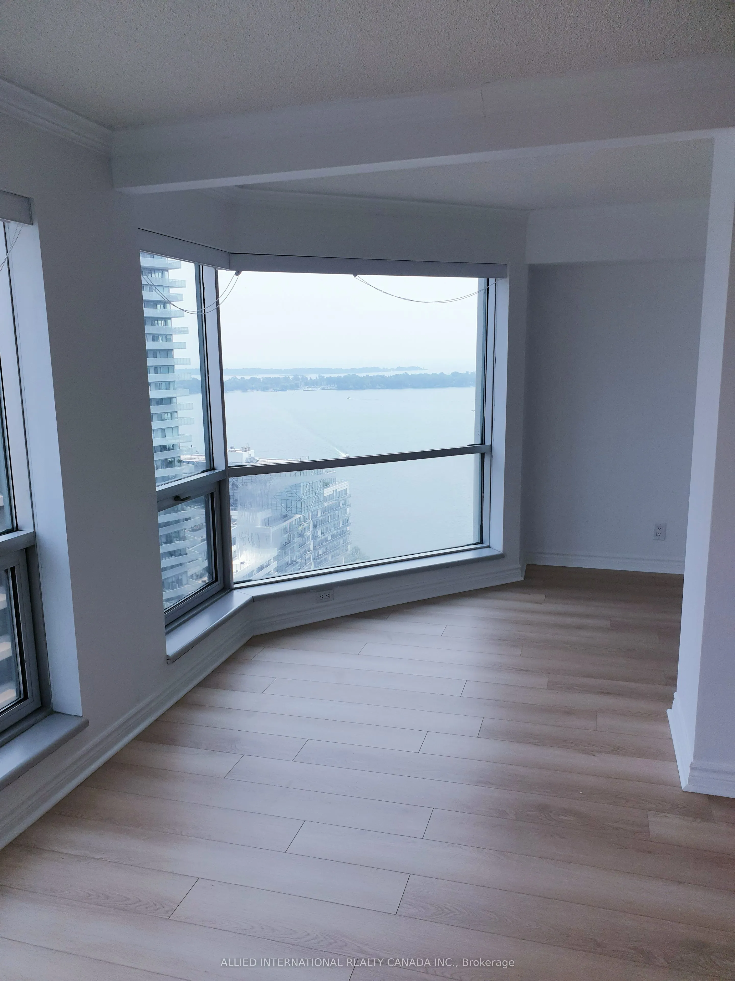 10 Yonge Street, #3010