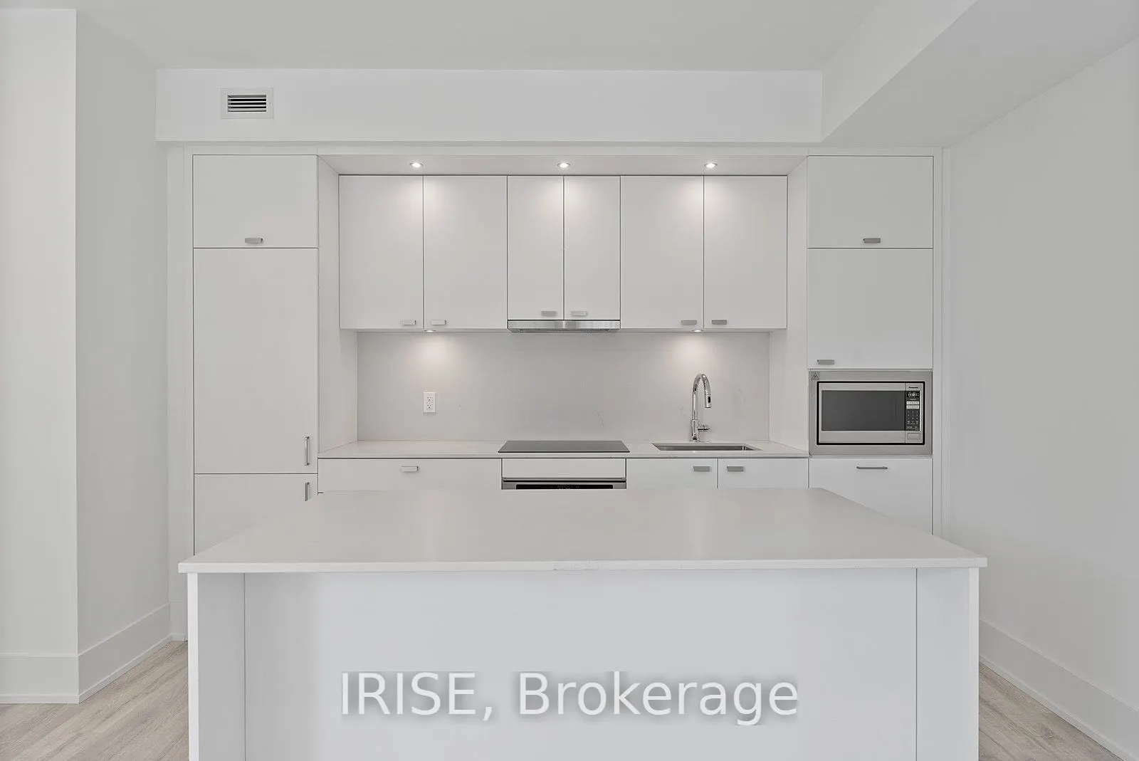 115 Denison Avenue, #301